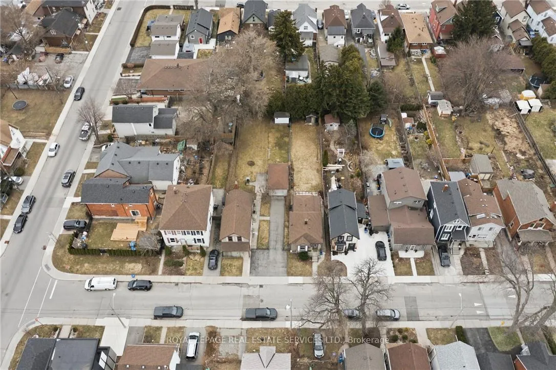 Photo 18 of 164 Maculay Street E, Hamilton, North End — HOMEH