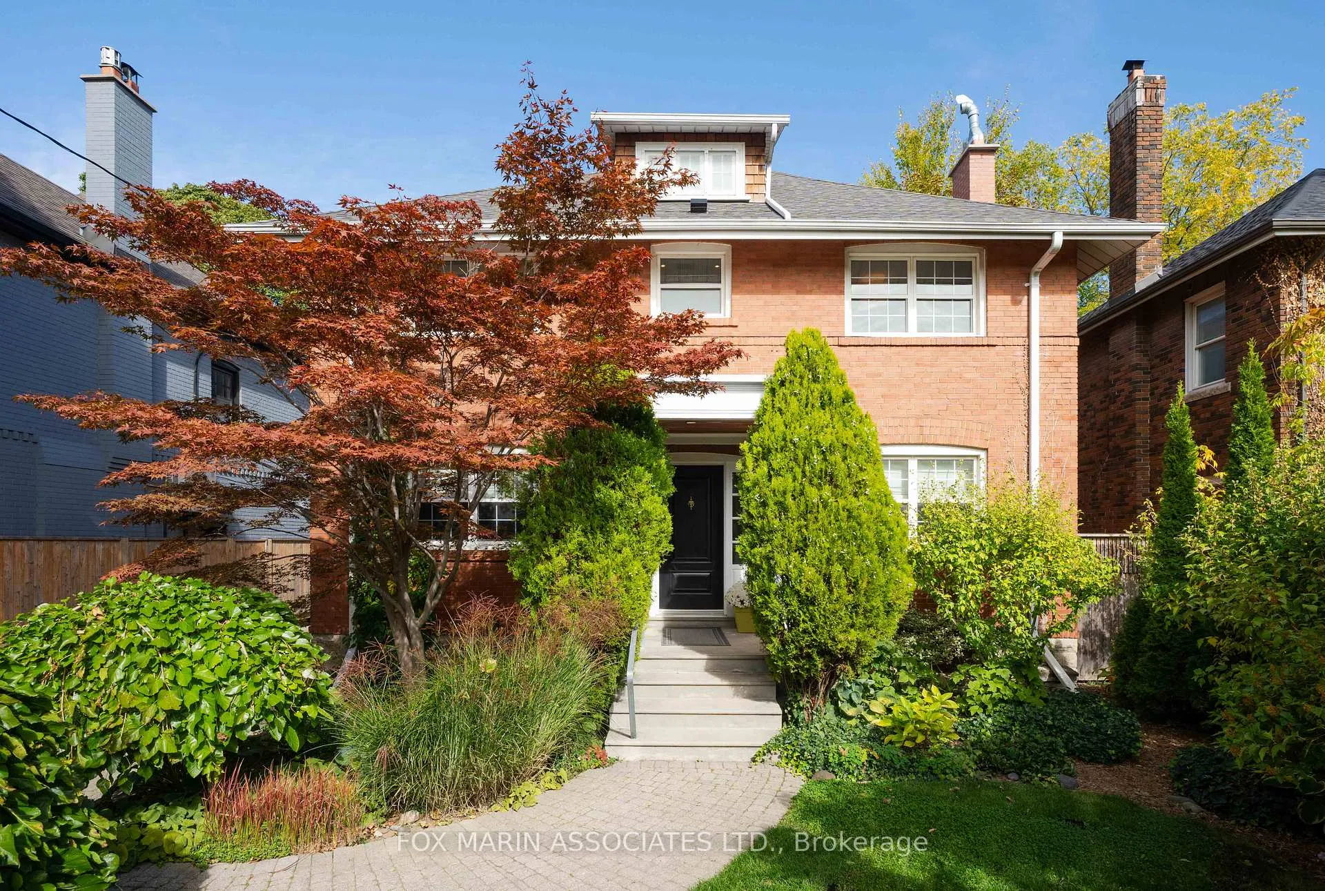 Photo 2 of 22 Claxton Boulevard, Toronto, Humewood-Cedarvale — HOMEH