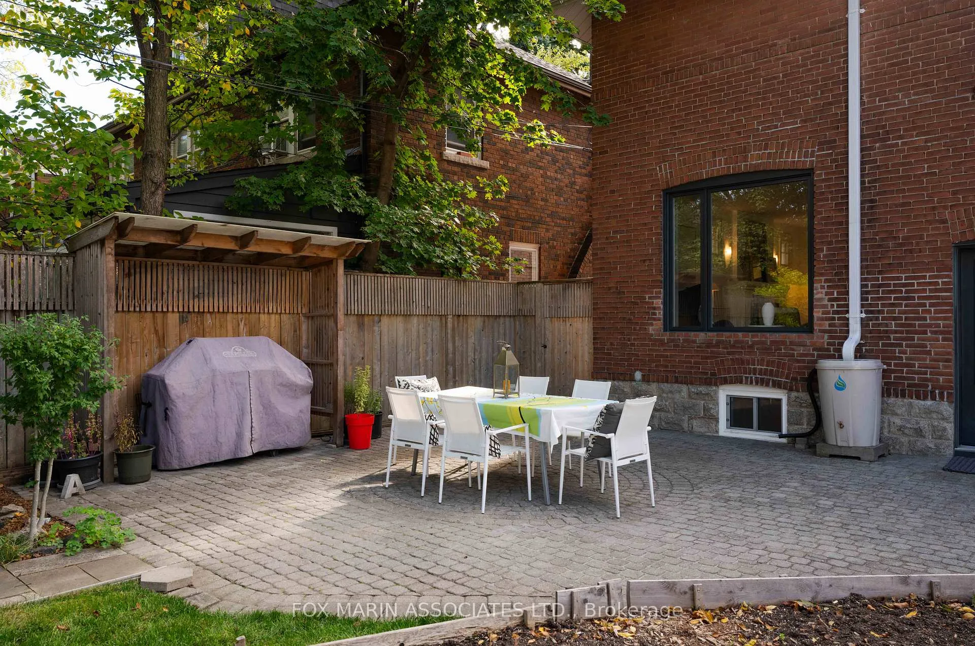 Photo 36 of 22 Claxton Boulevard, Toronto, Humewood-Cedarvale — HOMEH