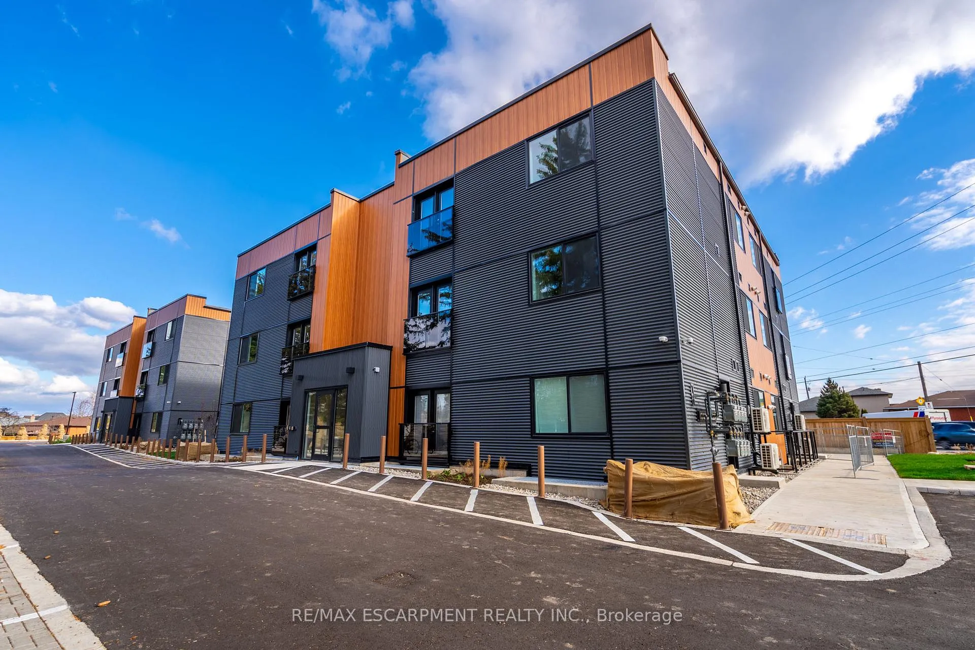 Photo 1 of Unit 304, 259 King Street E, Hamilton, Stoney Creek — HOMEH
