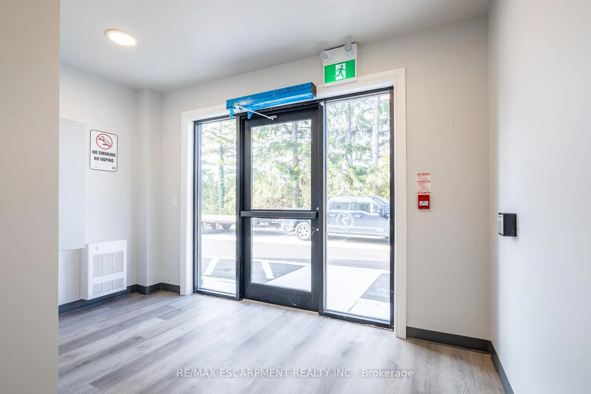 Photo 3 of Unit 304, 259 King Street E, Hamilton, Stoney Creek — HOMEH
