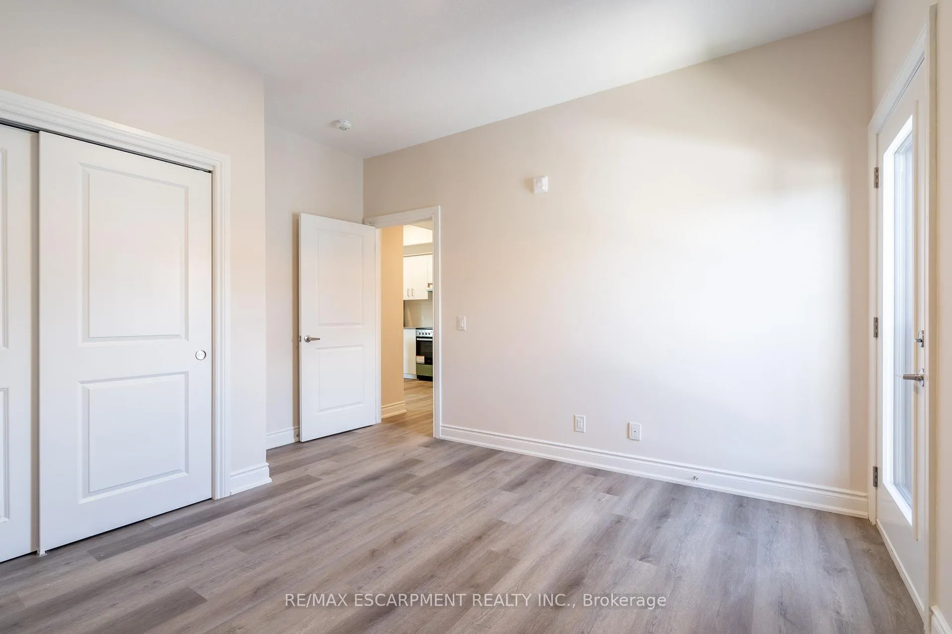 Photo 18 of Unit 304, 259 King Street E, Hamilton, Stoney Creek — HOMEH