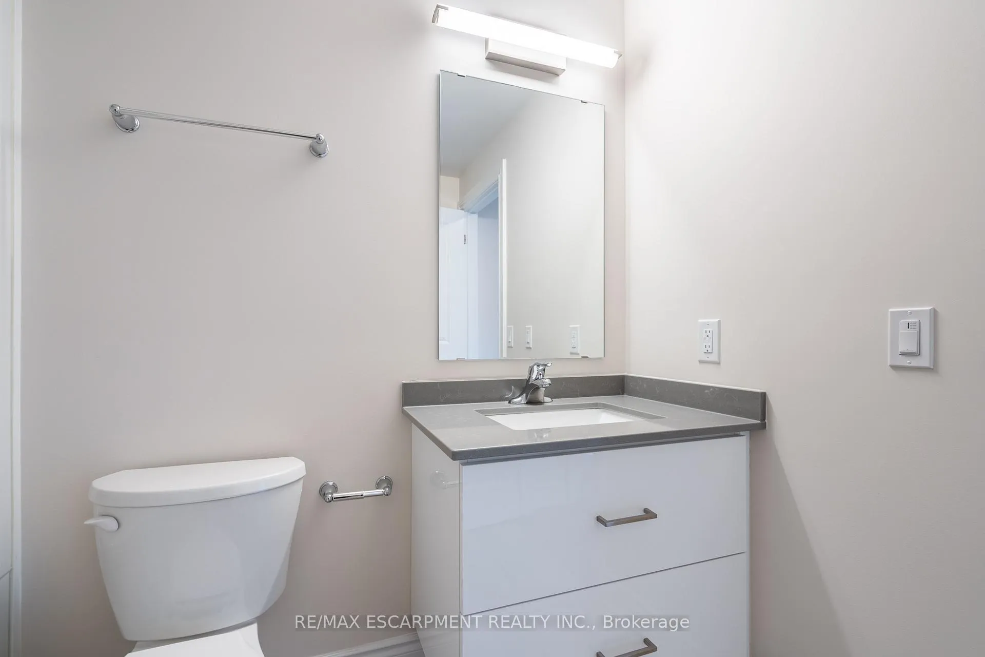 Photo 21 of Unit 304, 259 King Street E, Hamilton, Stoney Creek — HOMEH