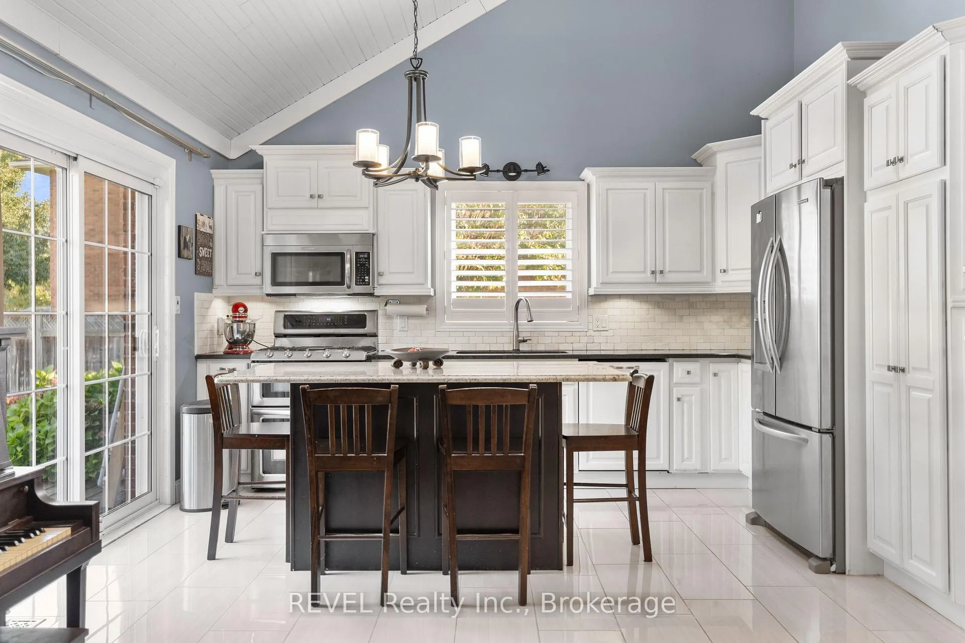 Photo 12 of 1 Spartan Court, St. Catharines, Martindale Pond — HOMEH