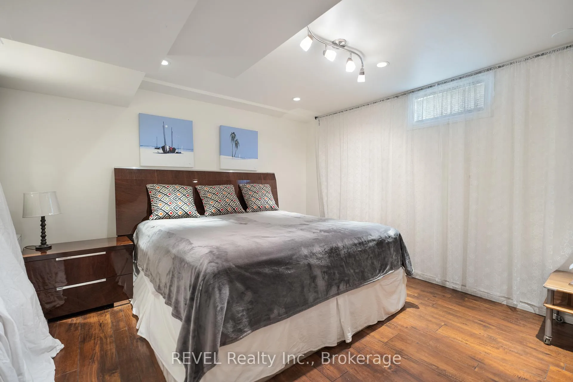 Photo 34 of 1 Spartan Court, St. Catharines, Martindale Pond — HOMEH