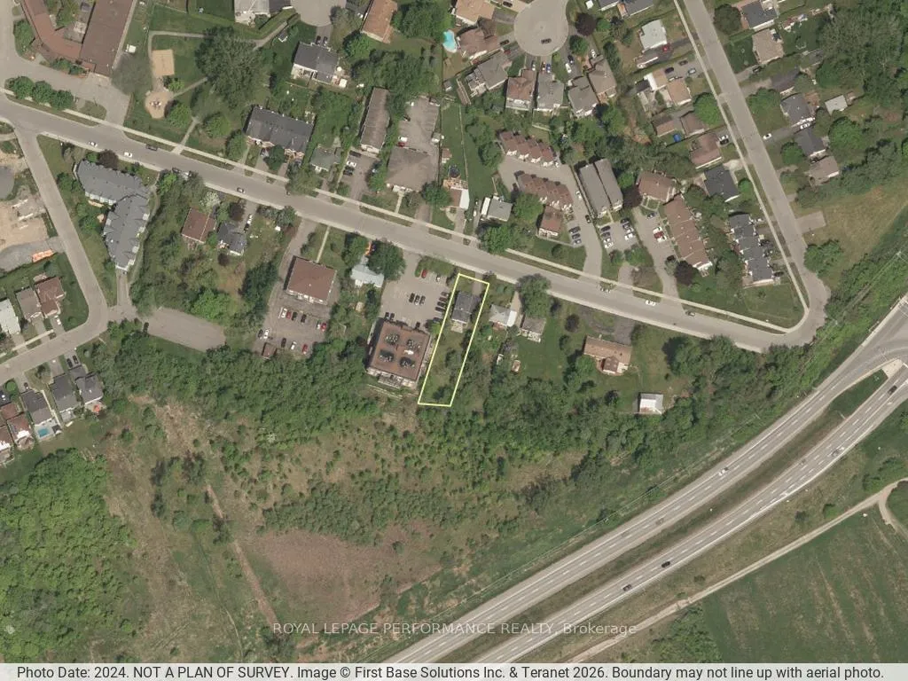 Photo 3 of 2478 Cleroux Crescent, Ottawa, Blackburn Hamlet (South) — HOMEH