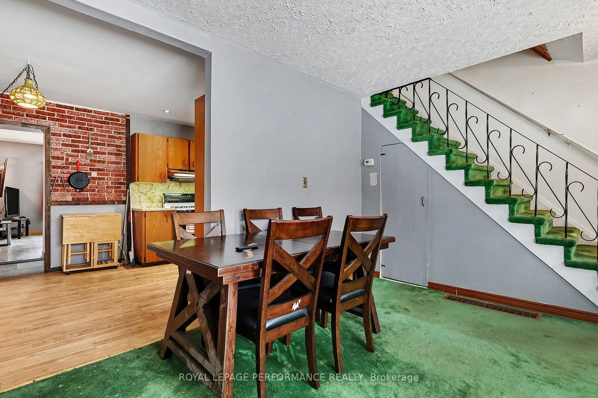 Photo 8 of 2478 Cleroux Crescent, Ottawa, Blackburn Hamlet (South) — HOMEH