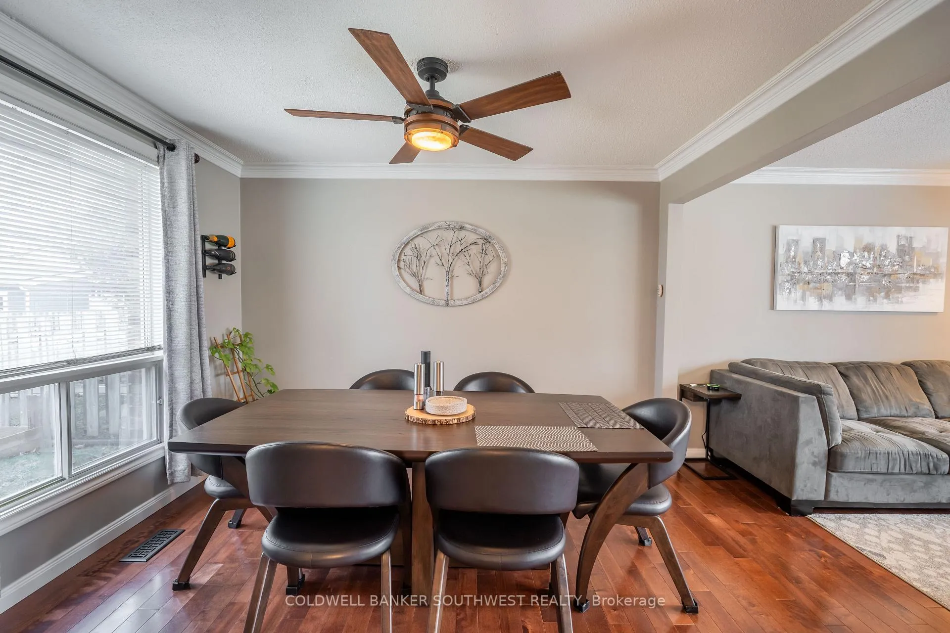Photo 8 of 668 Winchester Crescent, Sarnia — HOMEH