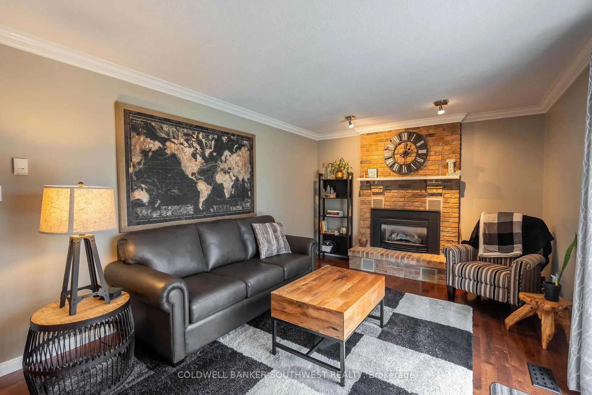 Photo 14 of 668 Winchester Crescent, Sarnia — HOMEH