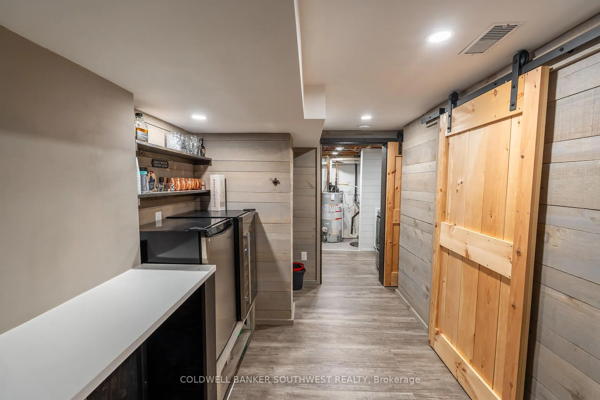 Photo 28 of 668 Winchester Crescent, Sarnia — HOMEH