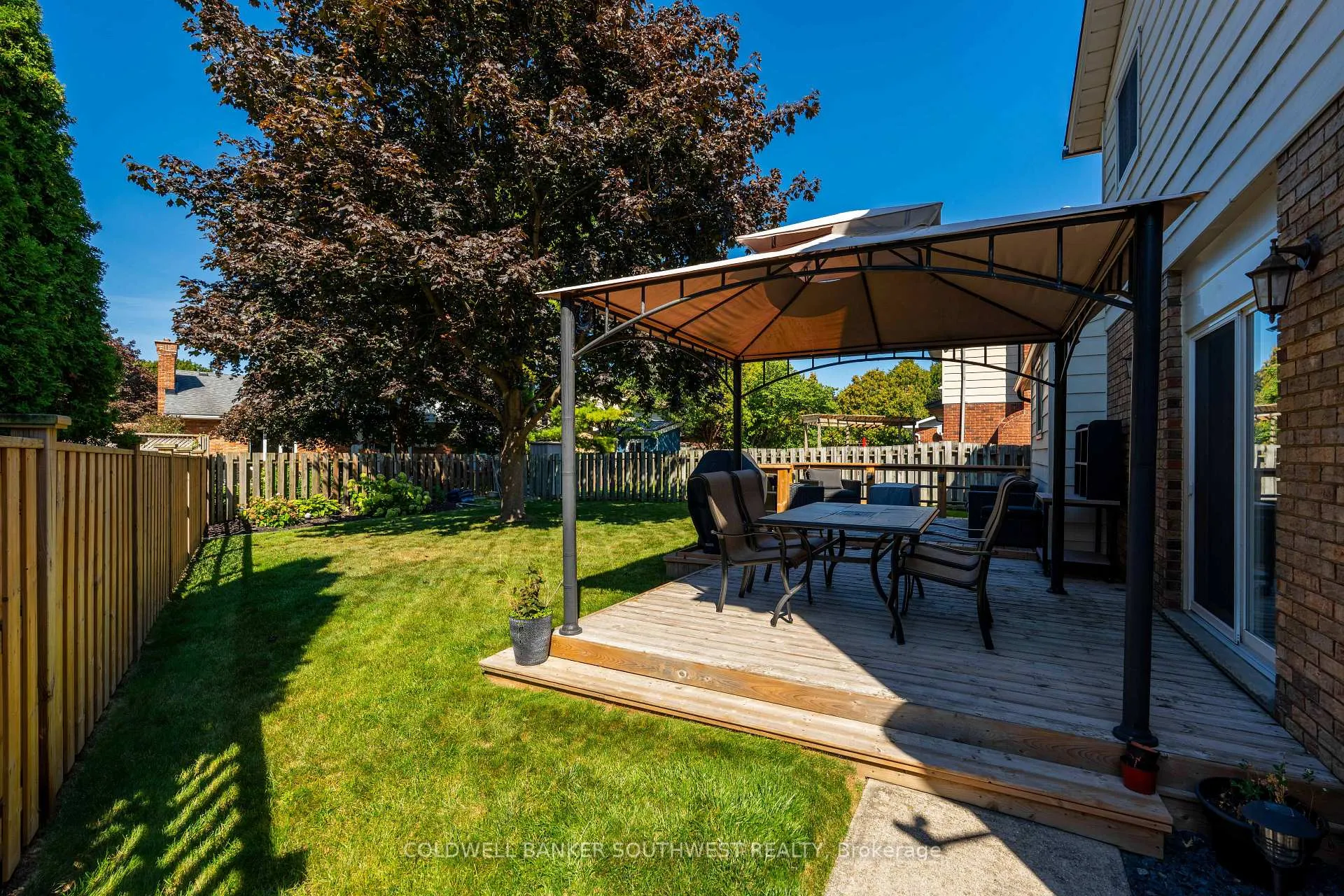 Photo 30 of 668 Winchester Crescent, Sarnia — HOMEH