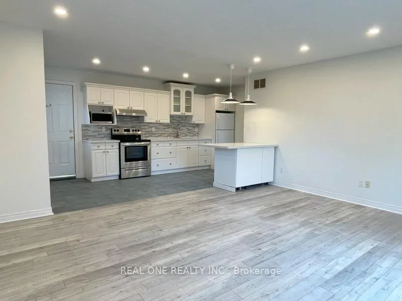 Photo 3 of Unit Unit 2, 2116 Mountainside Drive, Burlington, Mountainside — HOMEH