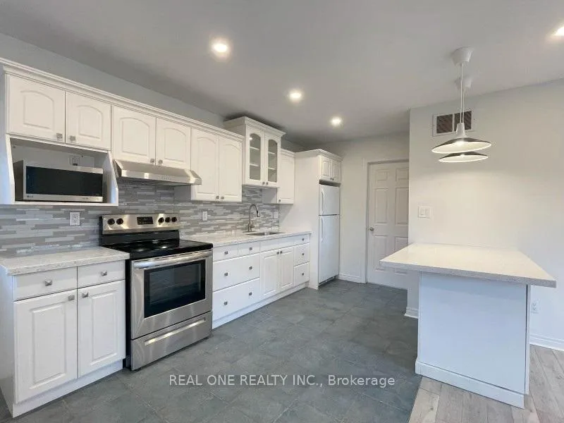 Photo 7 of Unit Unit 2, 2116 Mountainside Drive, Burlington, Mountainside — HOMEH
