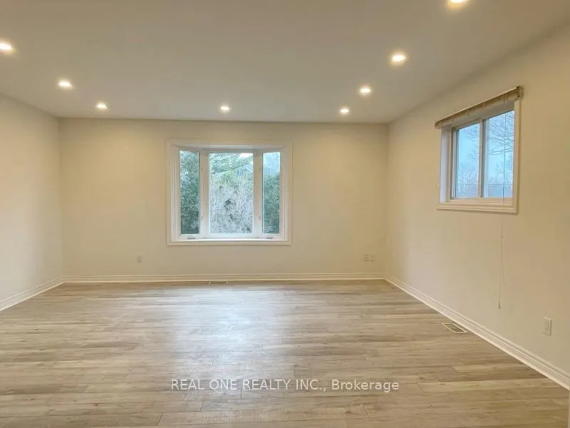 Photo 10 of Unit Unit 2, 2116 Mountainside Drive, Burlington, Mountainside — HOMEH