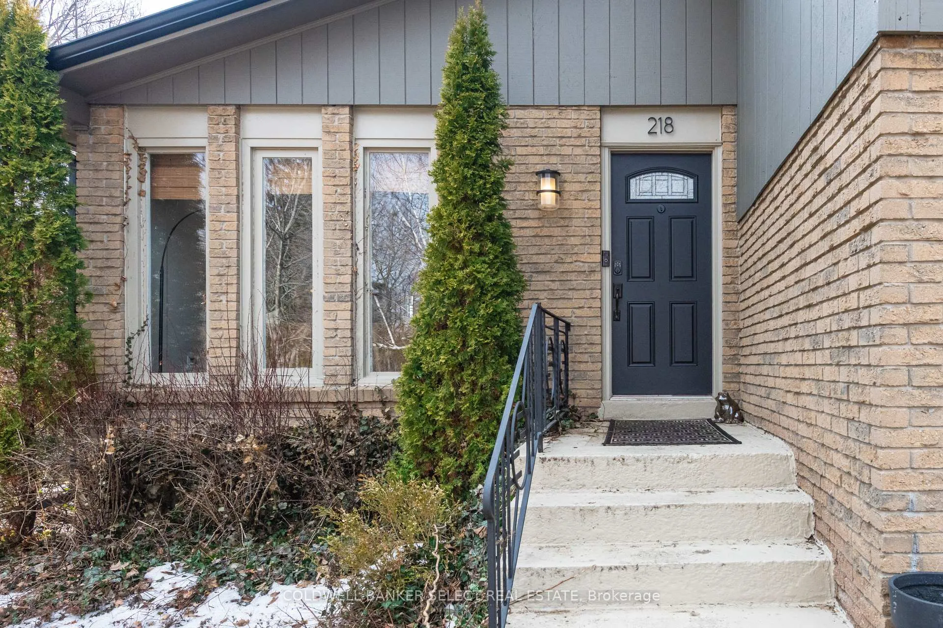 Photo 3 of 218 Ridge Road, Caledon, Bolton West — HOMEH