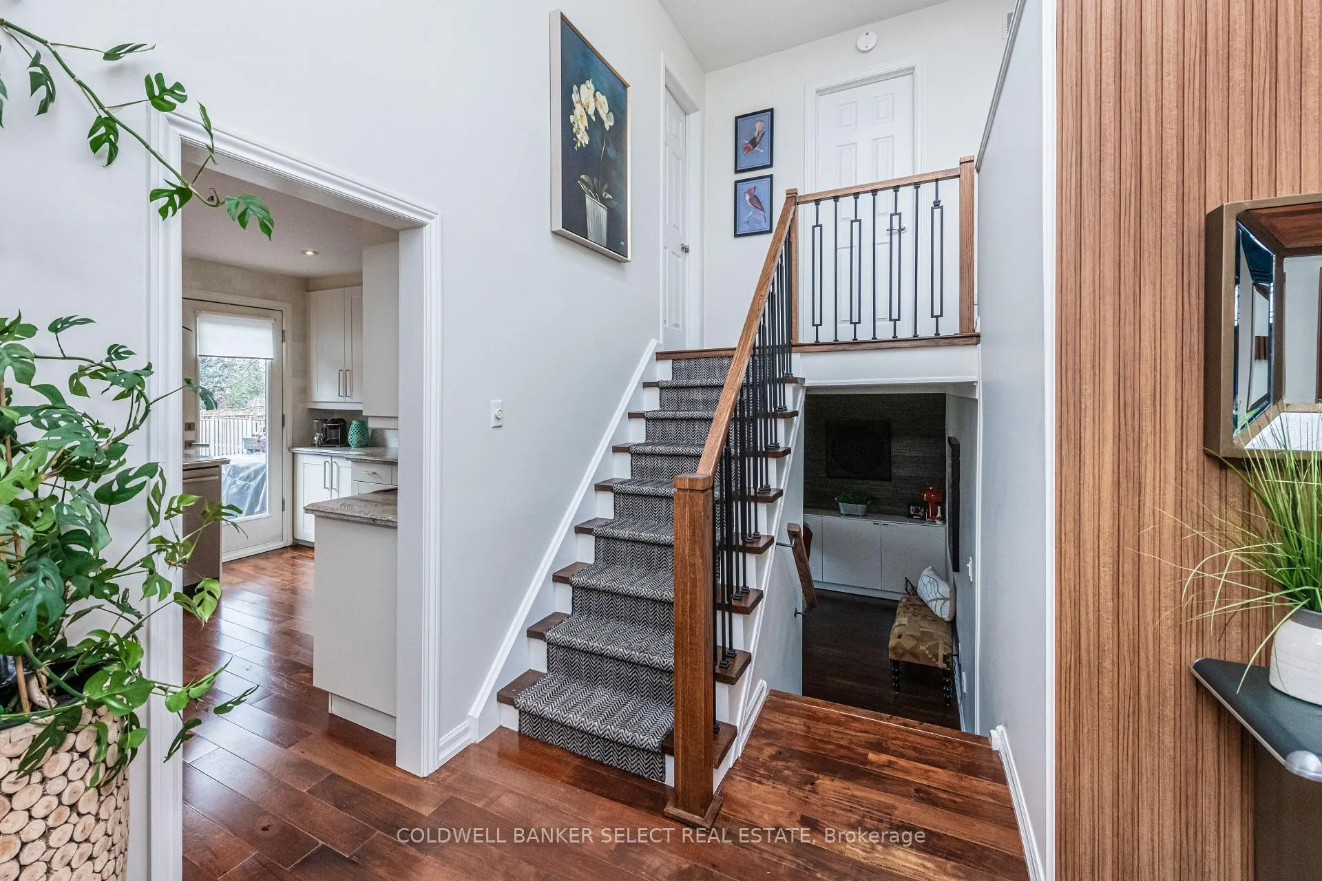 Photo 17 of 218 Ridge Road, Caledon, Bolton West — HOMEH