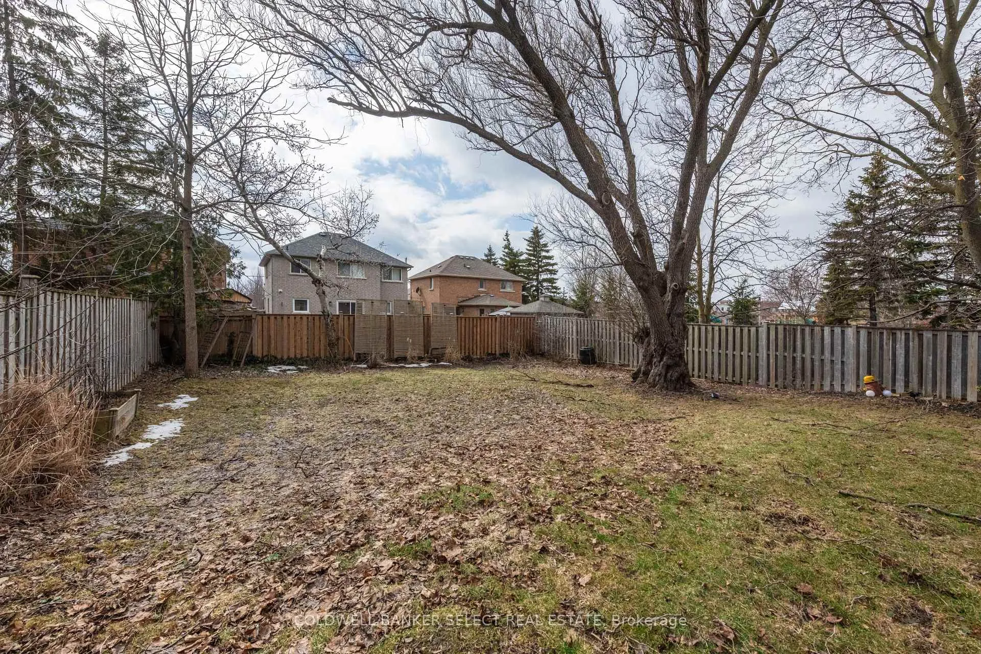 Photo 31 of 218 Ridge Road, Caledon, Bolton West — HOMEH