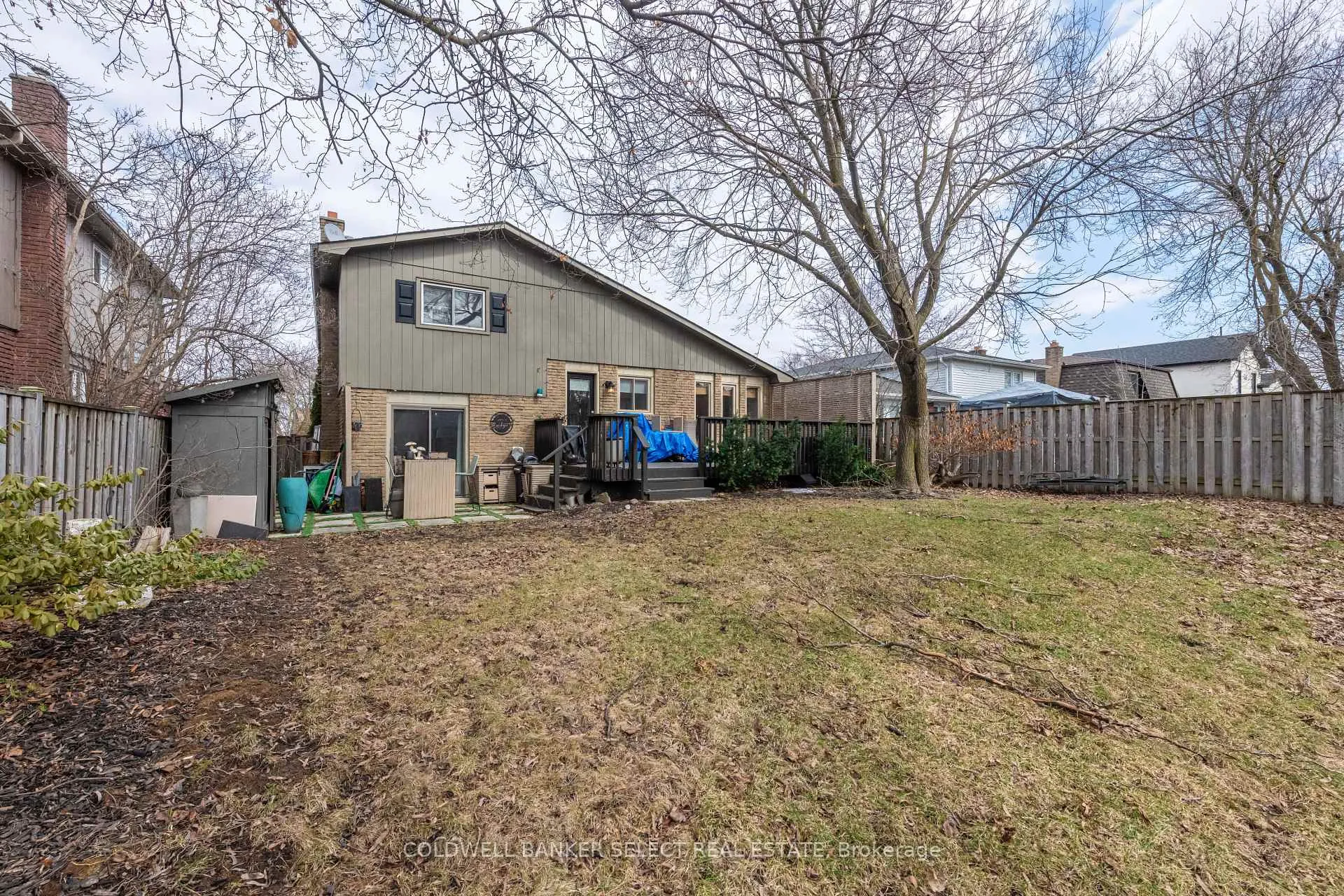 Photo 33 of 218 Ridge Road, Caledon, Bolton West — HOMEH