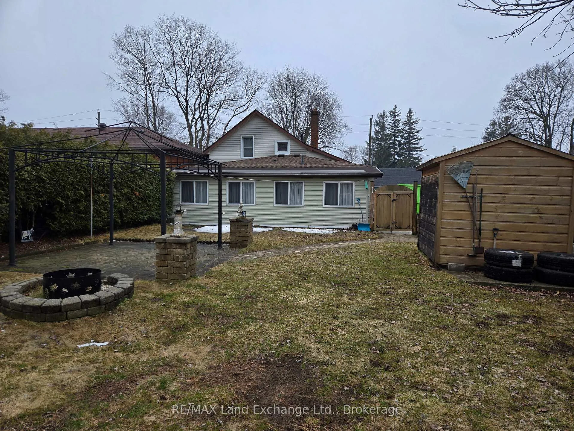 Photo 3 of 317 Nelson Street, Kincardine — HOMEH