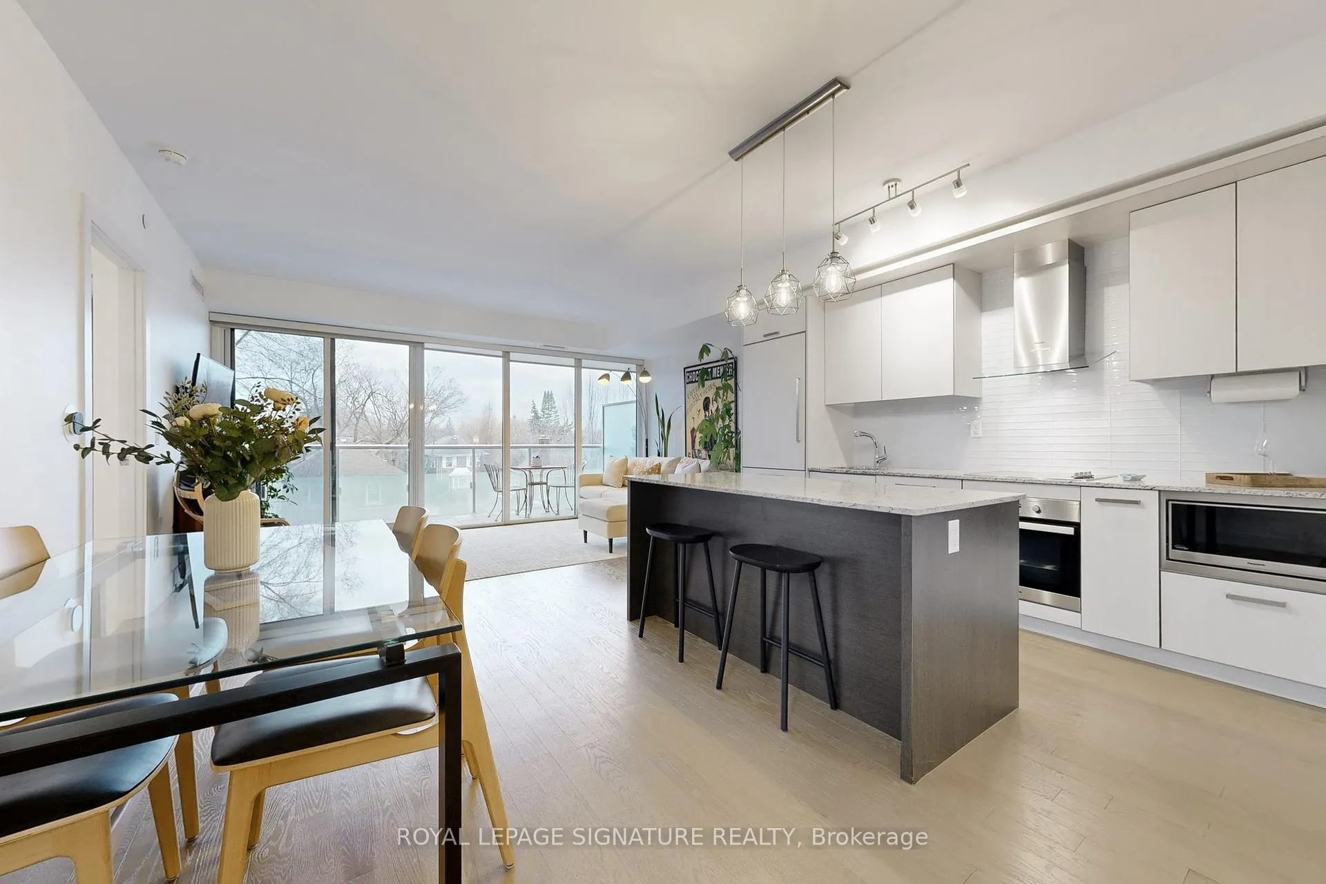 Photo 9 of Unit 415, 3018 Yonge Street, Toronto, Lawrence Park South — HOMEH