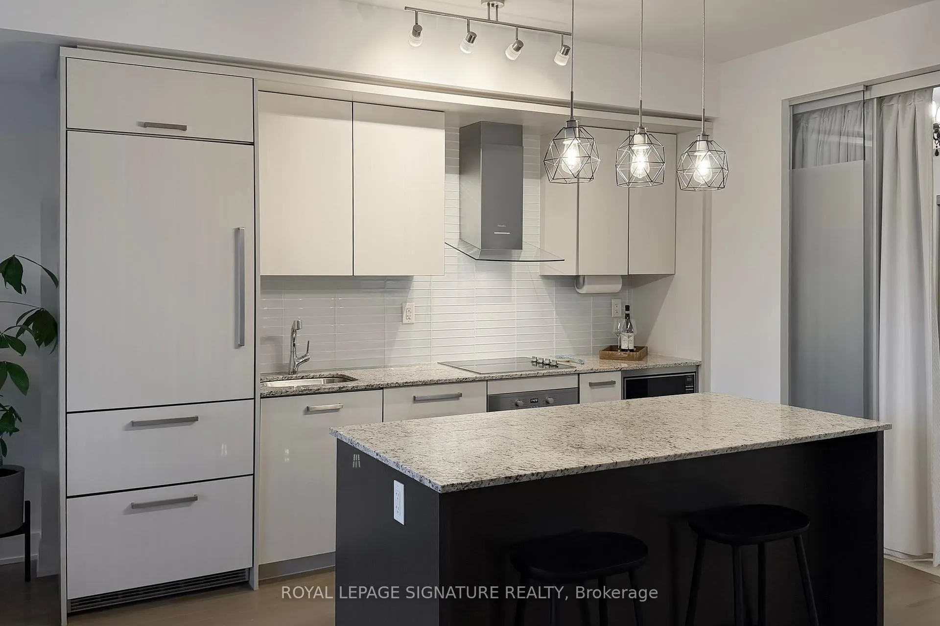 Photo 11 of Unit 415, 3018 Yonge Street, Toronto, Lawrence Park South — HOMEH