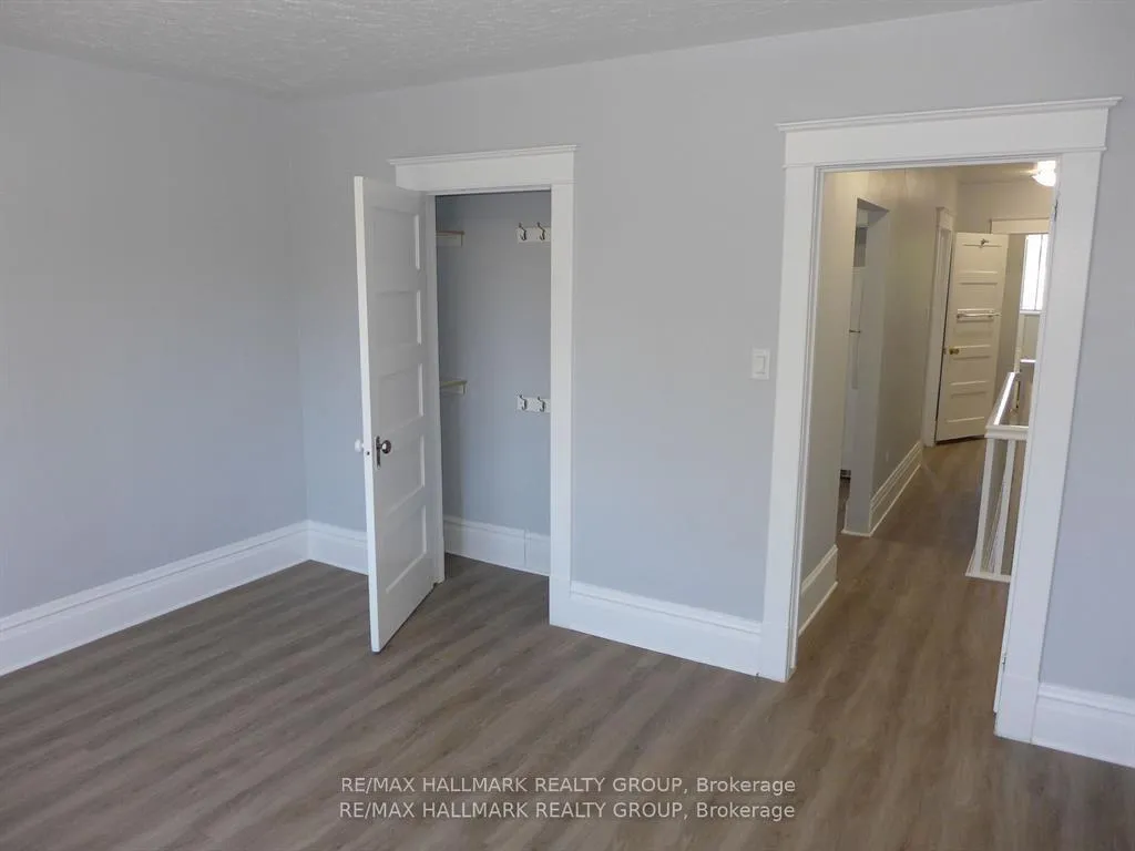Photo 12 of Unit A, 15 Marier Avenue, Ottawa, Vanier — HOMEH