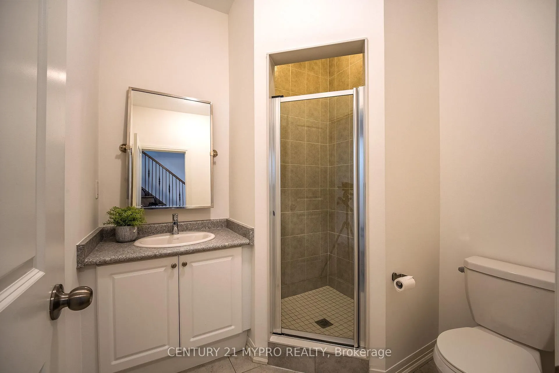 Photo 6 of 131 Markland Street, Markham, Cachet — HOMEH