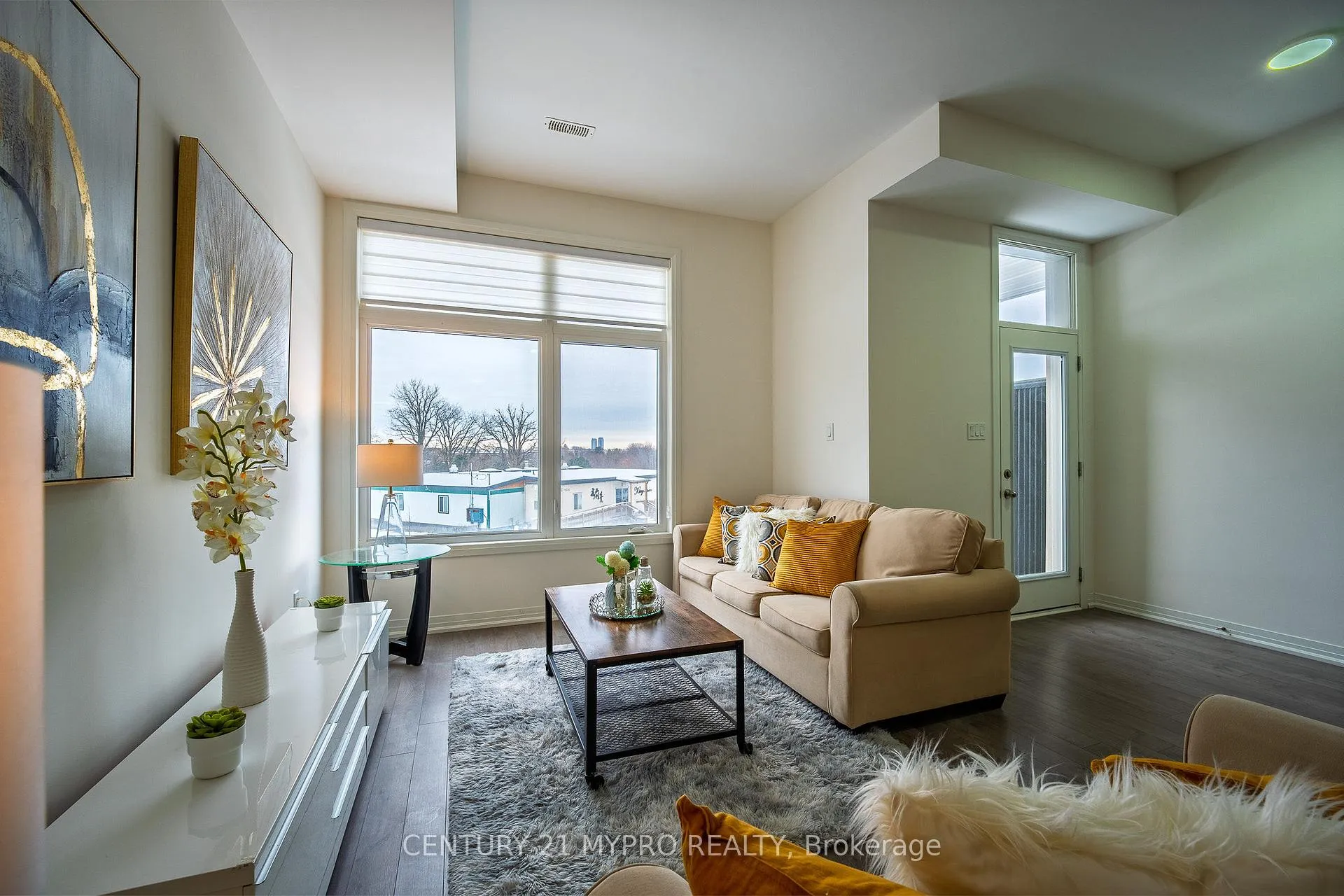 Photo 9 of 131 Markland Street, Markham, Cachet — HOMEH