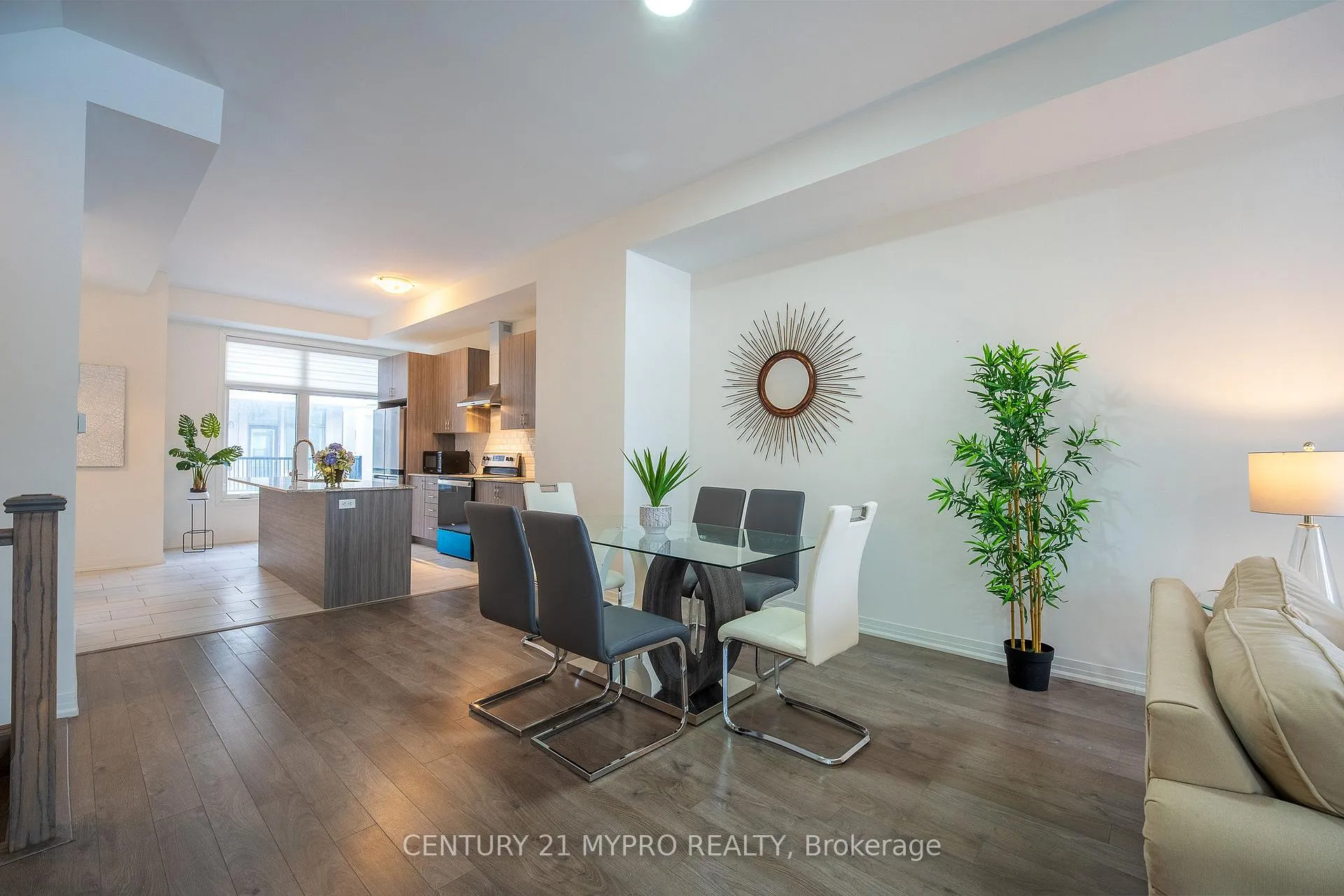 Photo 11 of 131 Markland Street, Markham, Cachet — HOMEH