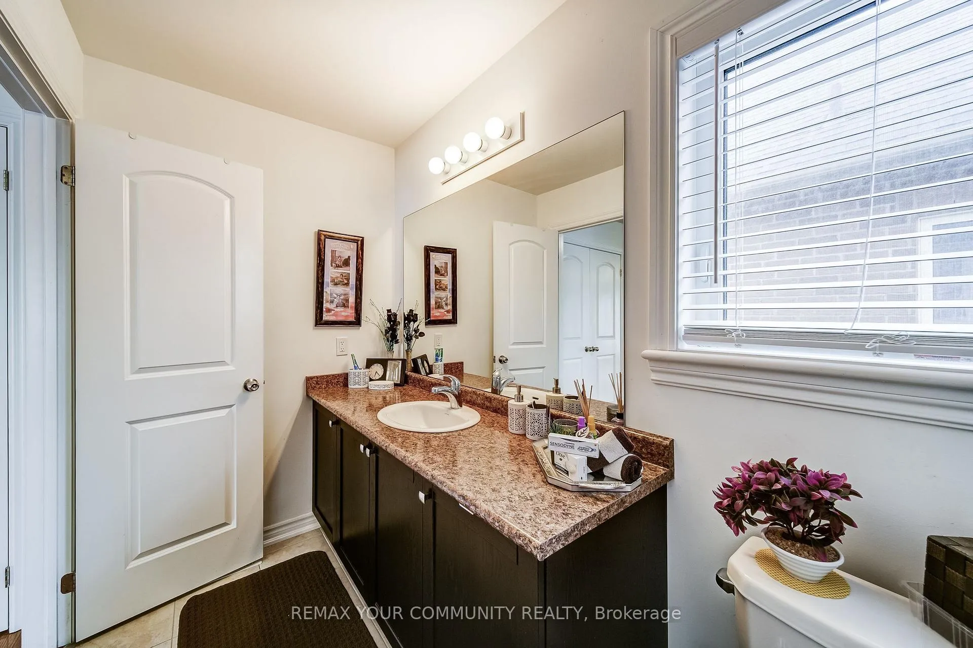Photo 32 of 46 Bramsey Street, Georgina, Sutton & Jackson's Point — HOMEH