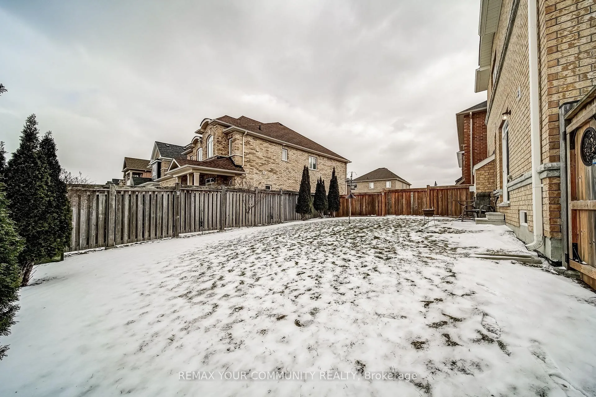 Photo 48 of 46 Bramsey Street, Georgina, Sutton & Jackson's Point — HOMEH