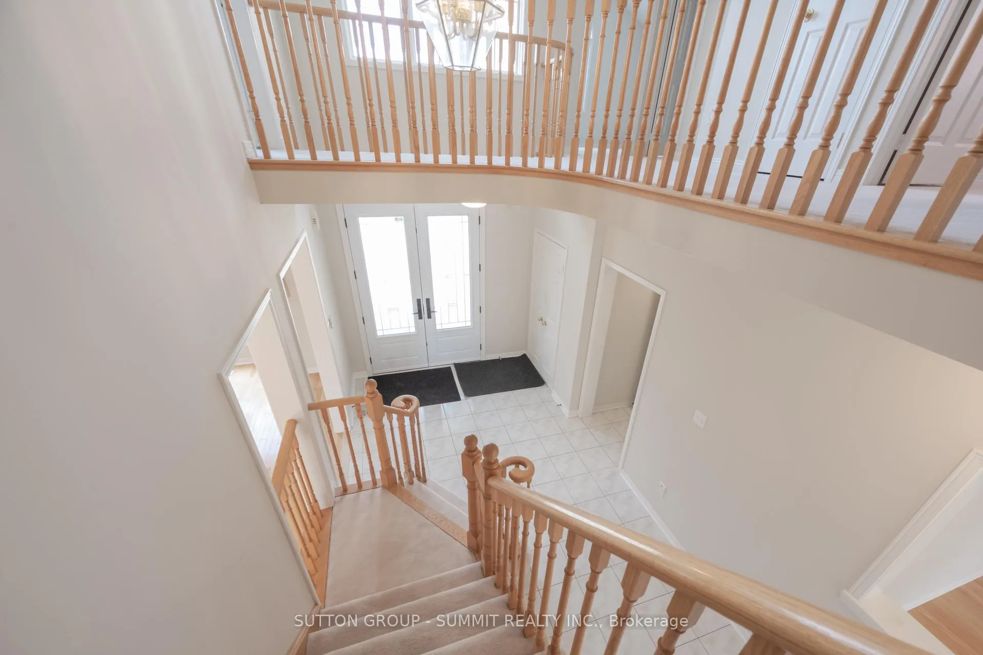 Photo 22 of 49 Central Park Drive, Markham, Markville — HOMEH