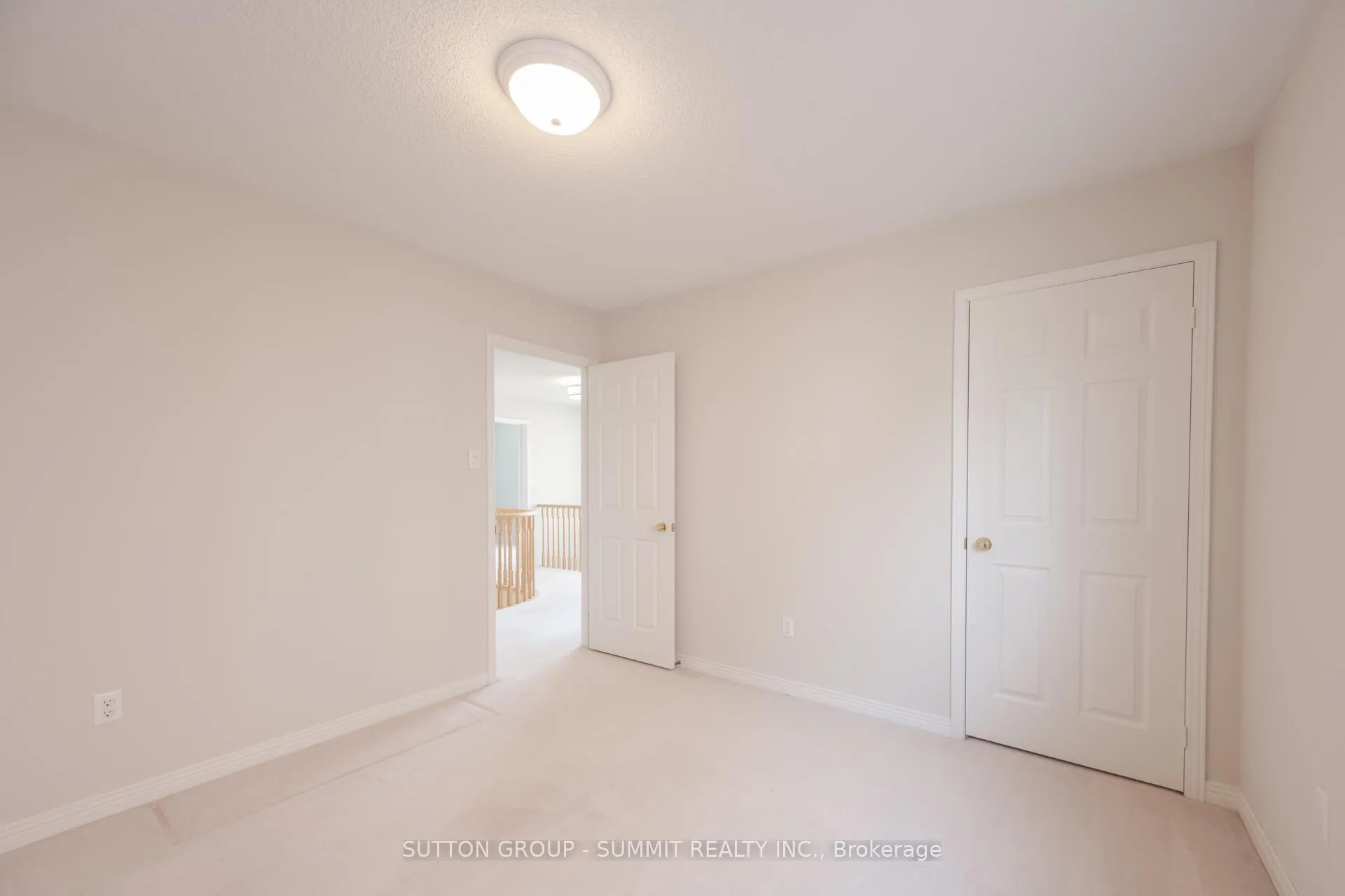 Photo 34 of 49 Central Park Drive, Markham, Markville — HOMEH