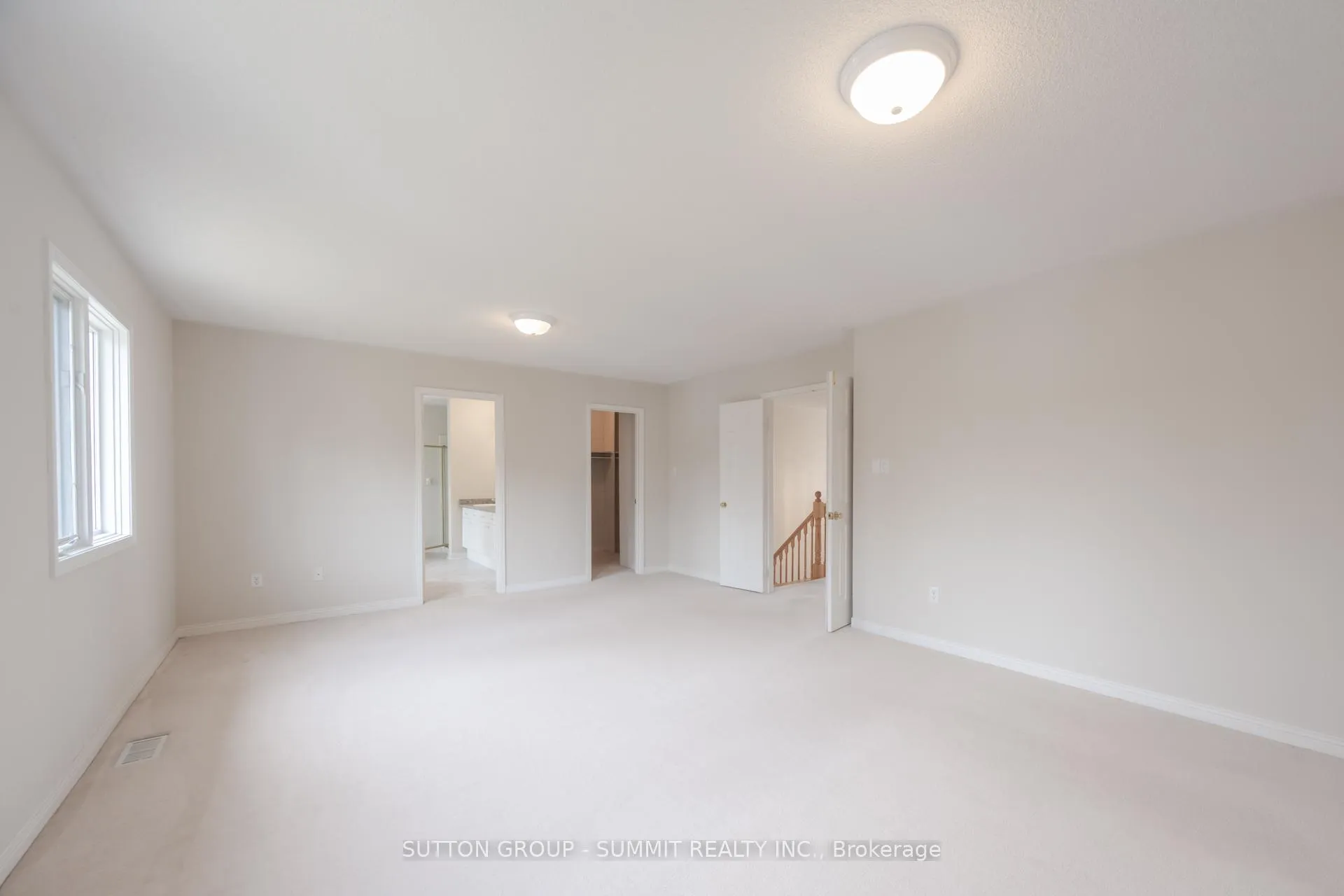 Photo 36 of 49 Central Park Drive, Markham, Markville — HOMEH
