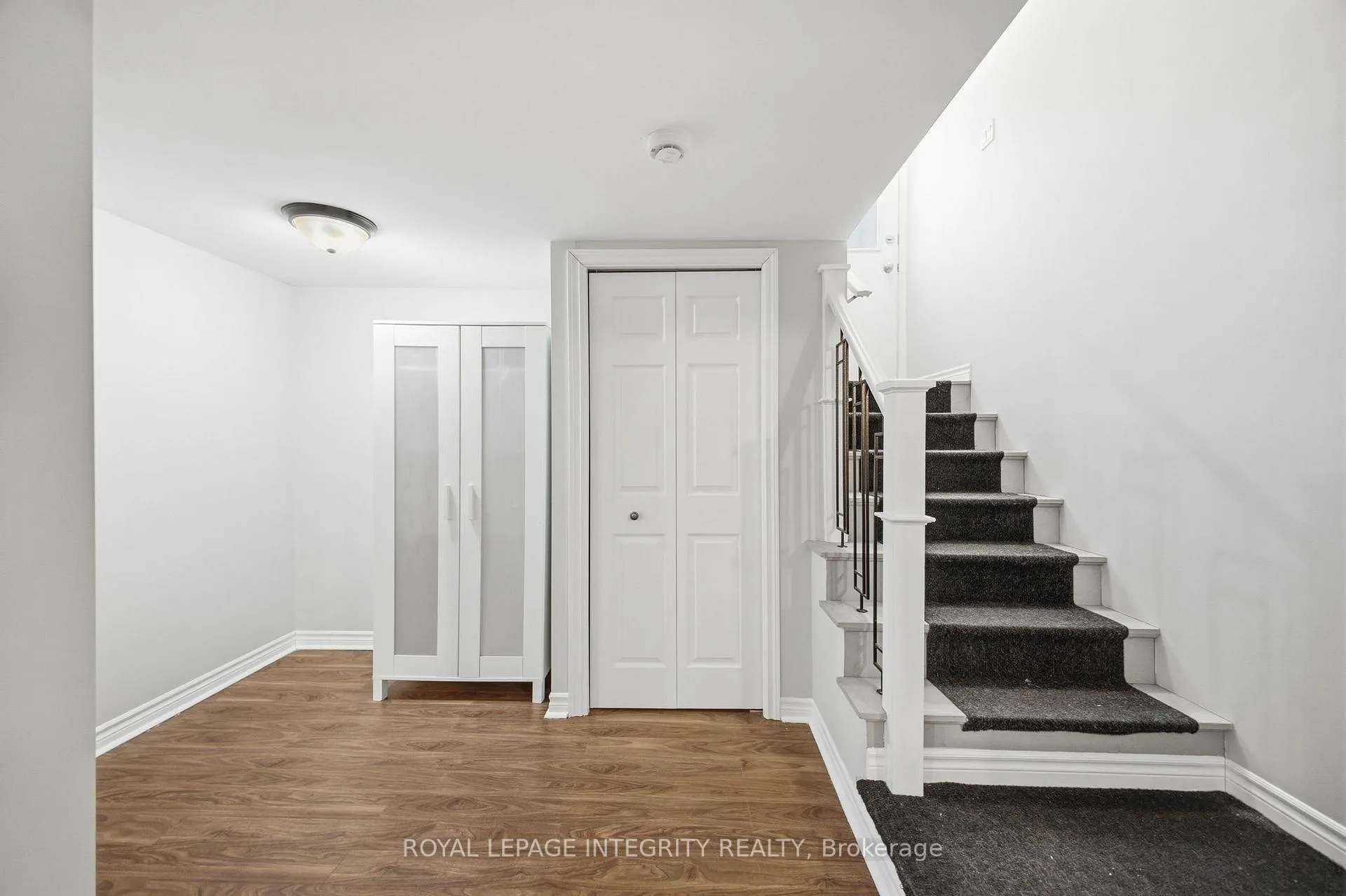 Photo 8 of Unit B, 1309 Highgate Road, Ottawa, Parkway Park — HOMEH