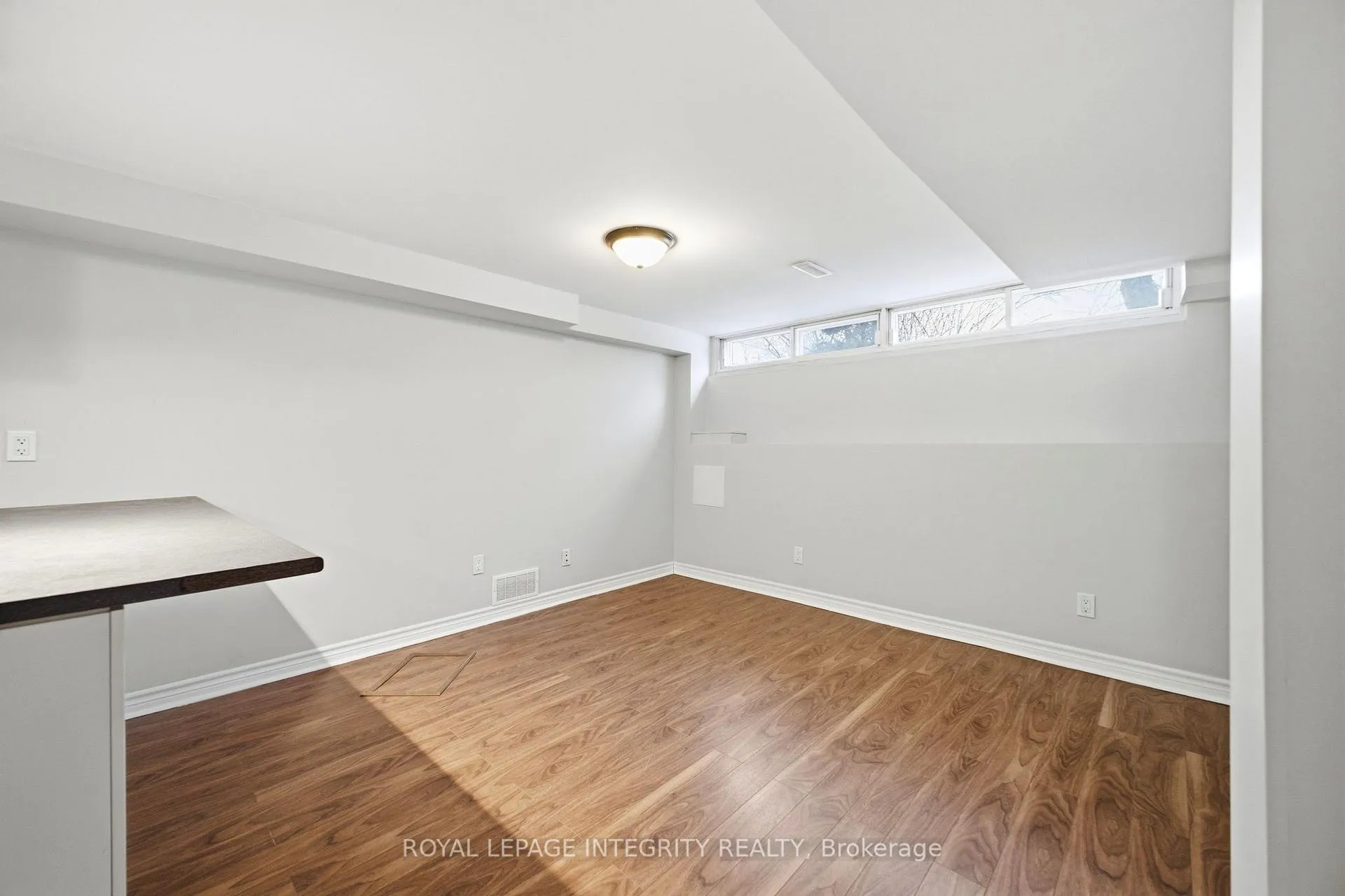 Photo 14 of Unit B, 1309 Highgate Road, Ottawa, Parkway Park — HOMEH