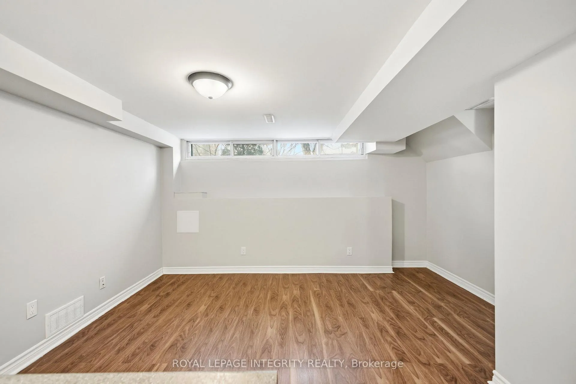 Photo 15 of Unit B, 1309 Highgate Road, Ottawa, Parkway Park — HOMEH