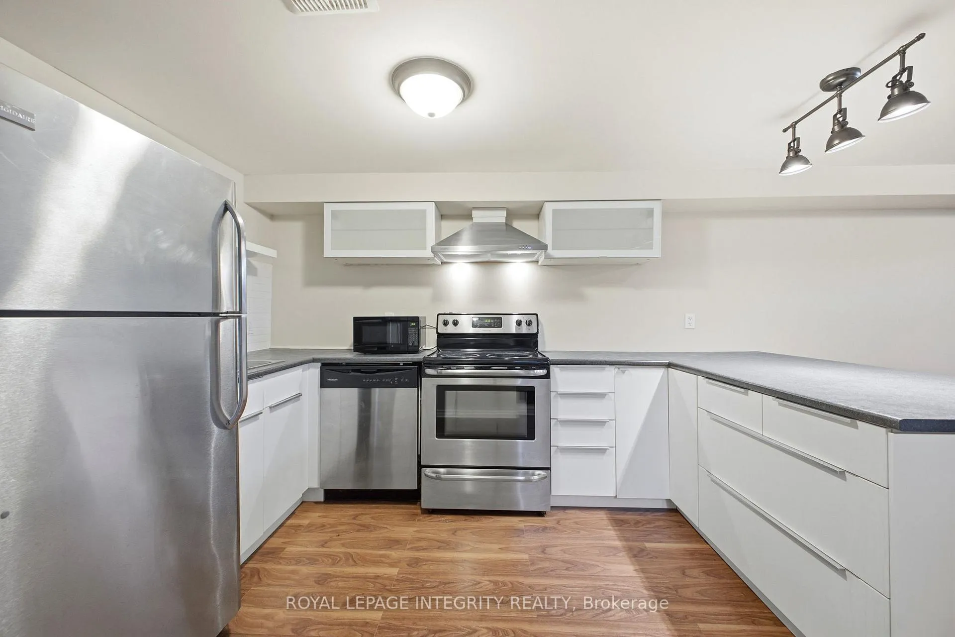 Photo 17 of Unit B, 1309 Highgate Road, Ottawa, Parkway Park — HOMEH
