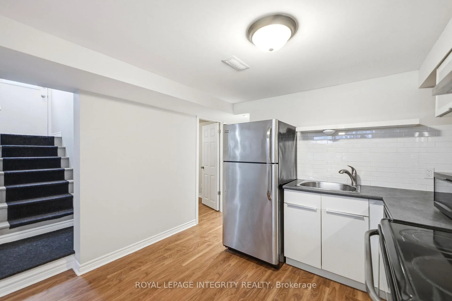 Photo 20 of Unit B, 1309 Highgate Road, Ottawa, Parkway Park — HOMEH