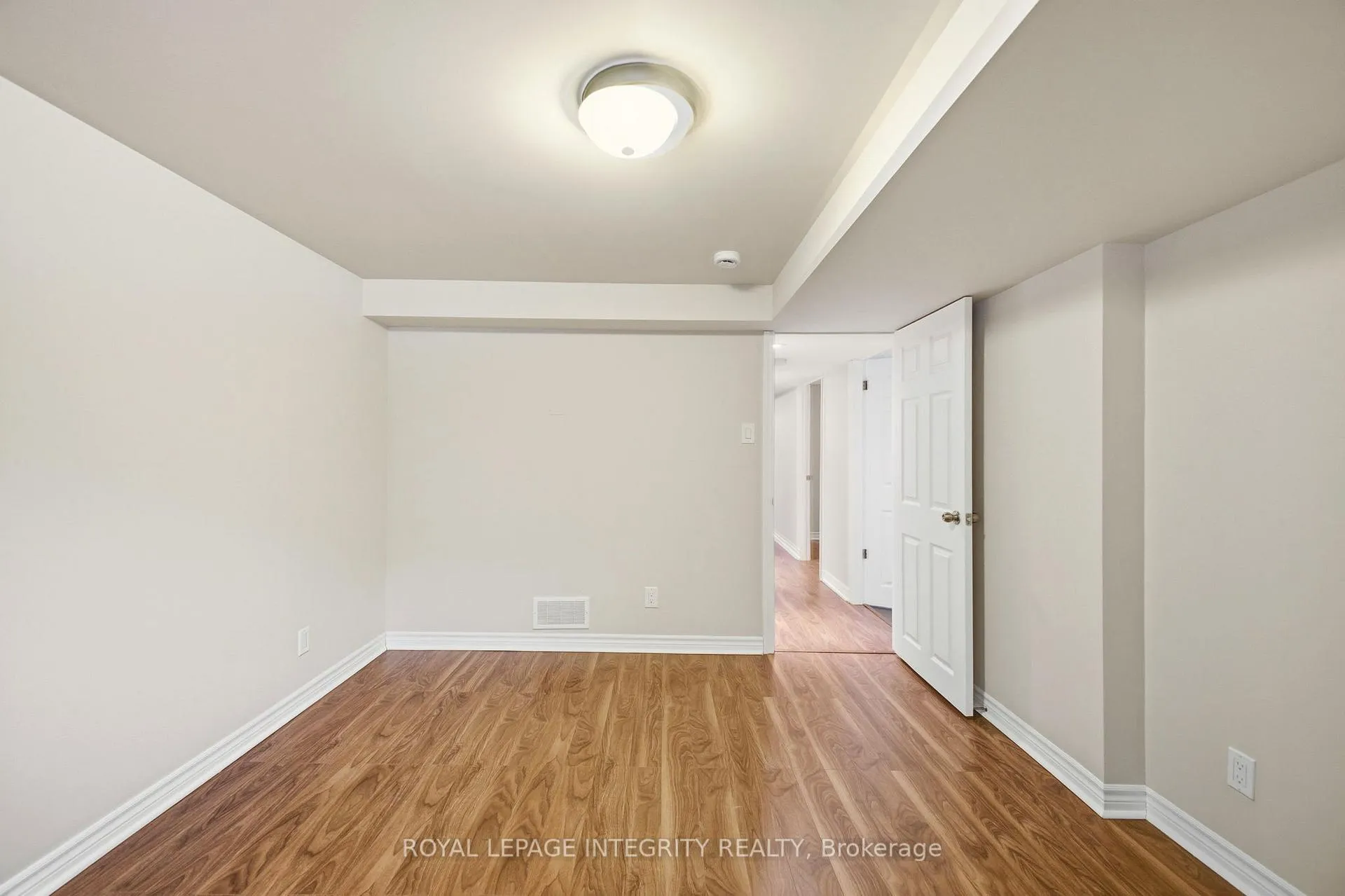 Photo 26 of Unit B, 1309 Highgate Road, Ottawa, Parkway Park — HOMEH
