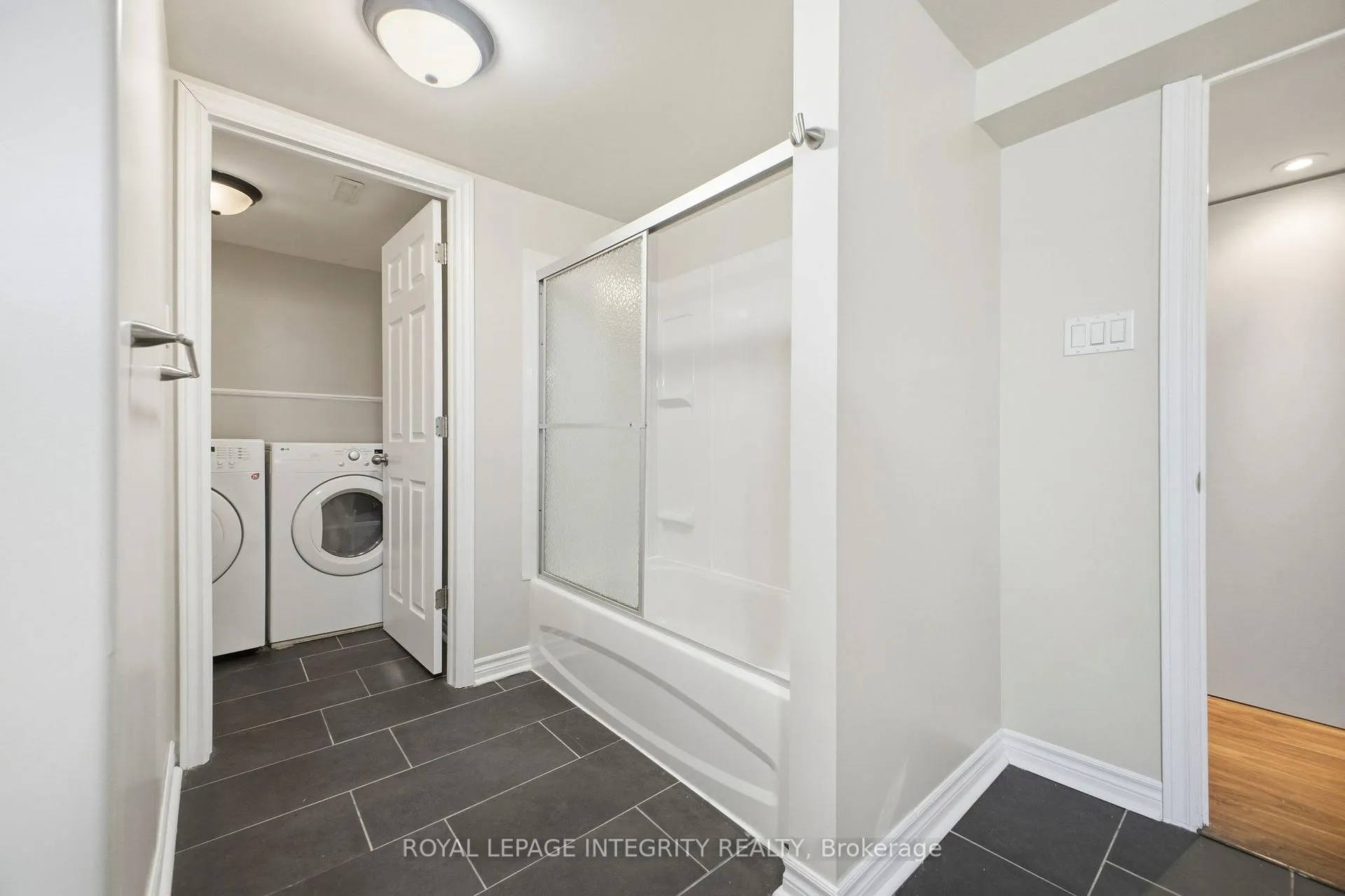 Photo 29 of Unit B, 1309 Highgate Road, Ottawa, Parkway Park — HOMEH