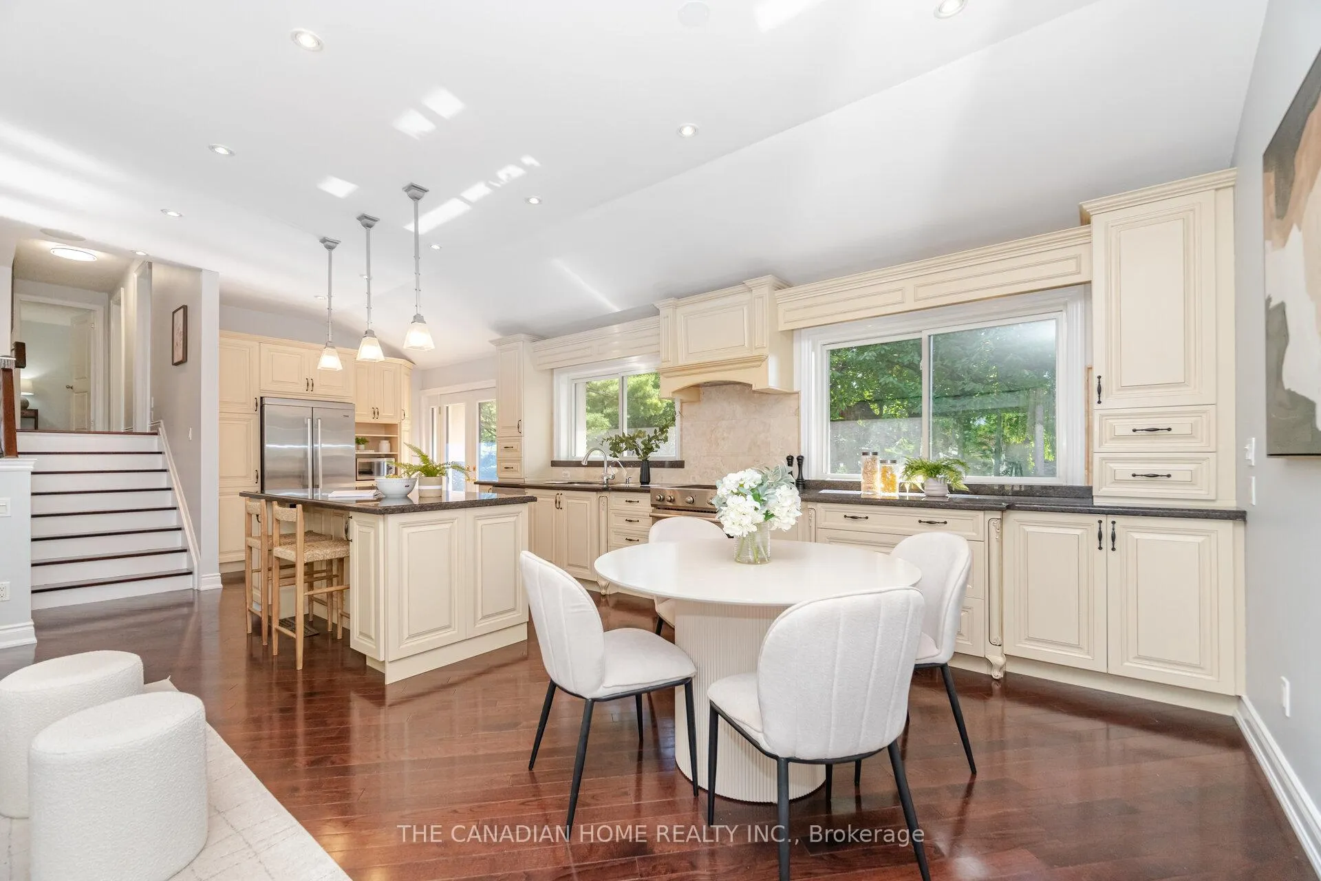 Photo 17 of 207 Penn Drive, Burlington, Roseland — HOMEH