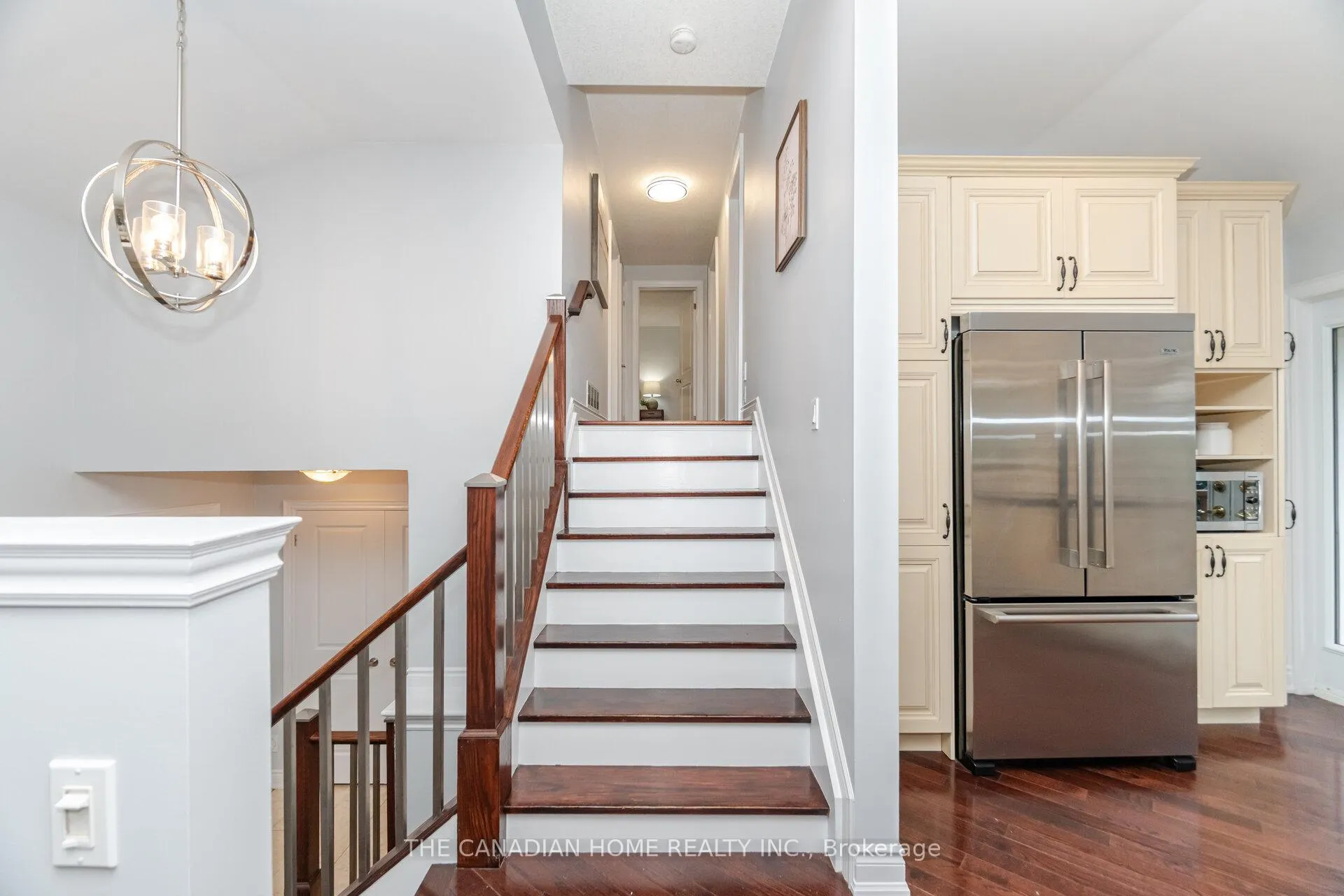 Photo 23 of 207 Penn Drive, Burlington, Roseland — HOMEH