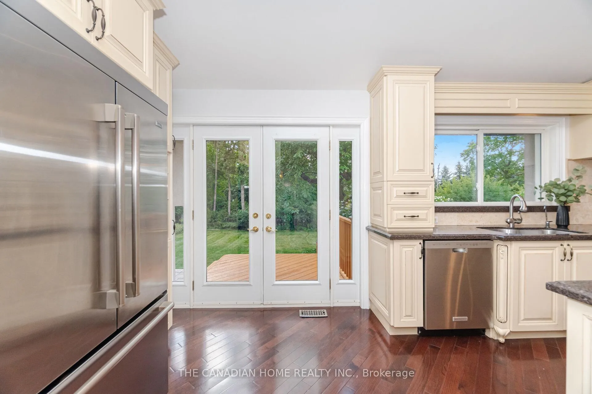Photo 24 of 207 Penn Drive, Burlington, Roseland — HOMEH