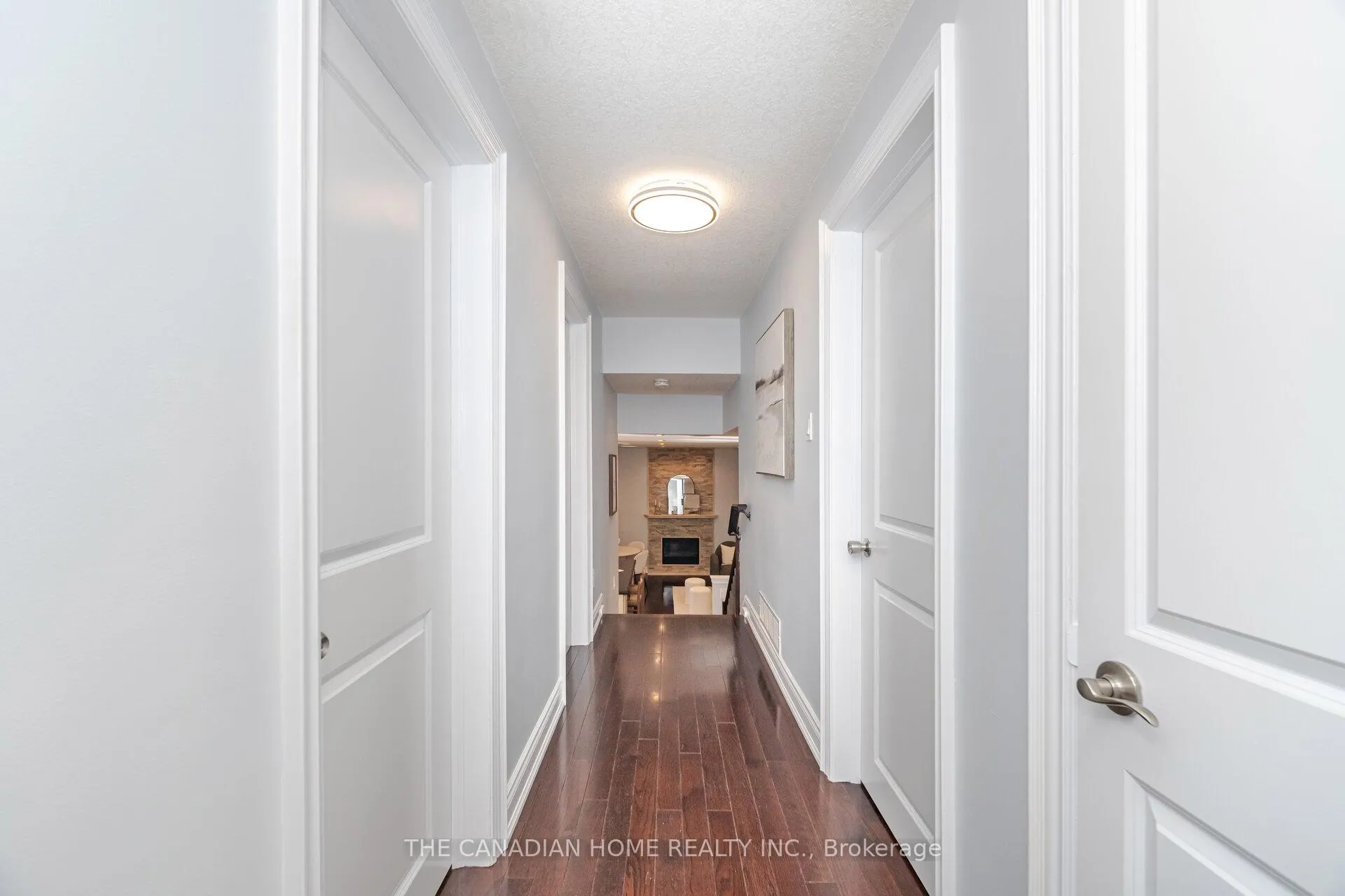 Photo 25 of 207 Penn Drive, Burlington, Roseland — HOMEH
