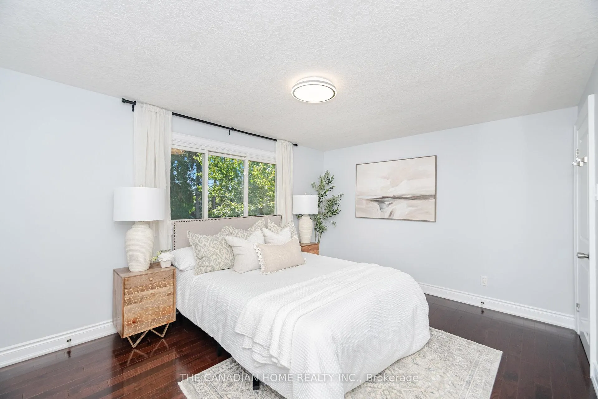 Photo 29 of 207 Penn Drive, Burlington, Roseland — HOMEH