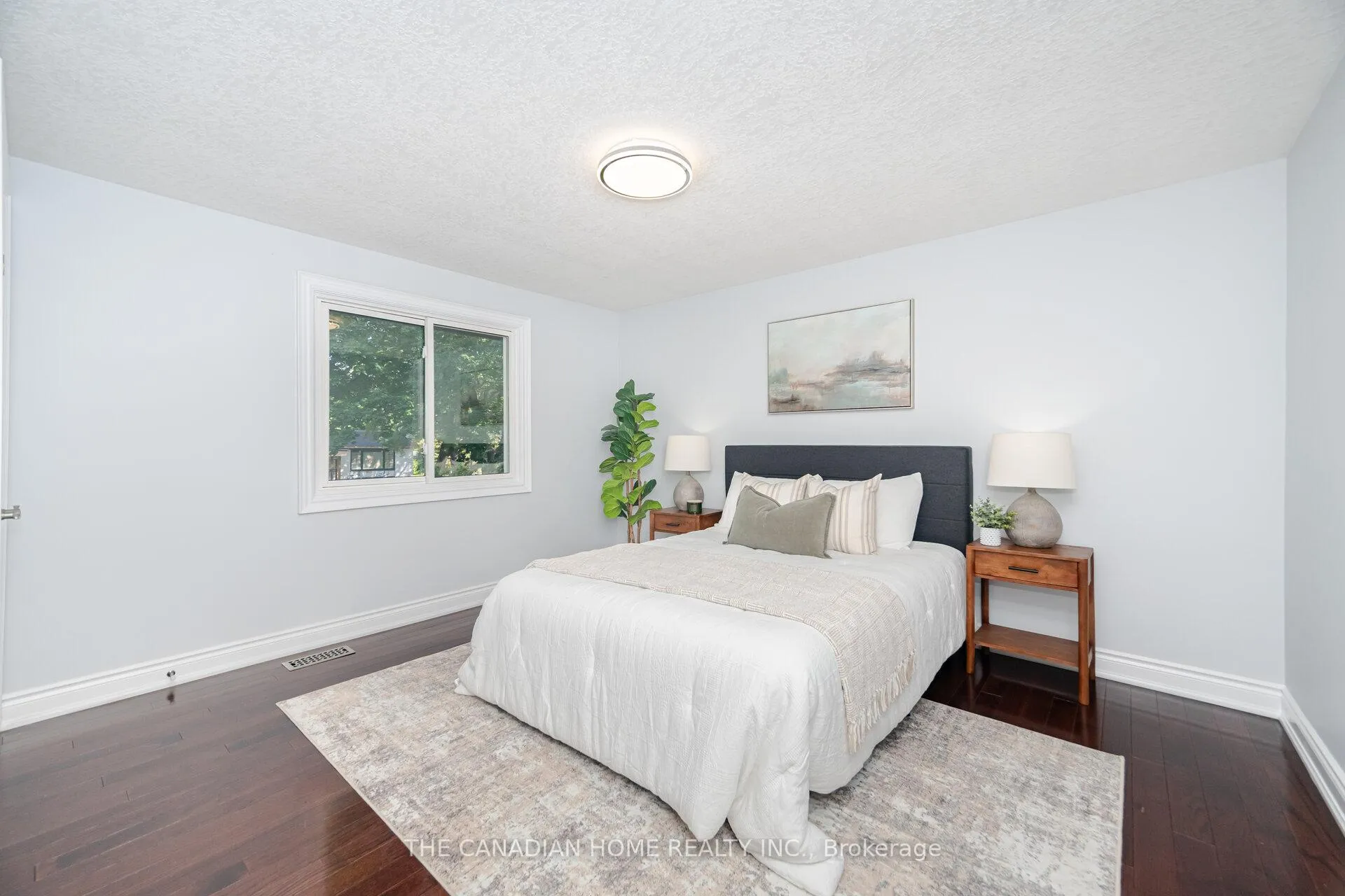 Photo 30 of 207 Penn Drive, Burlington, Roseland — HOMEH
