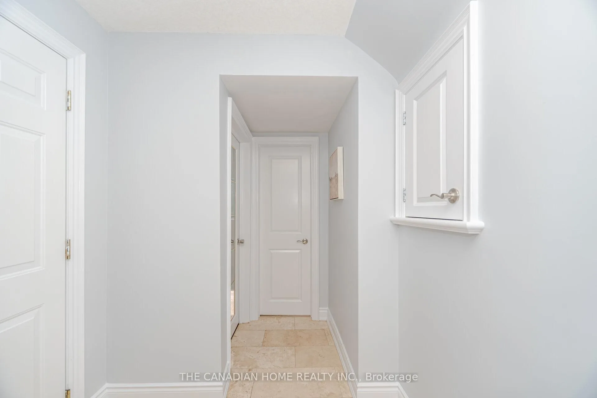 Photo 35 of 207 Penn Drive, Burlington, Roseland — HOMEH