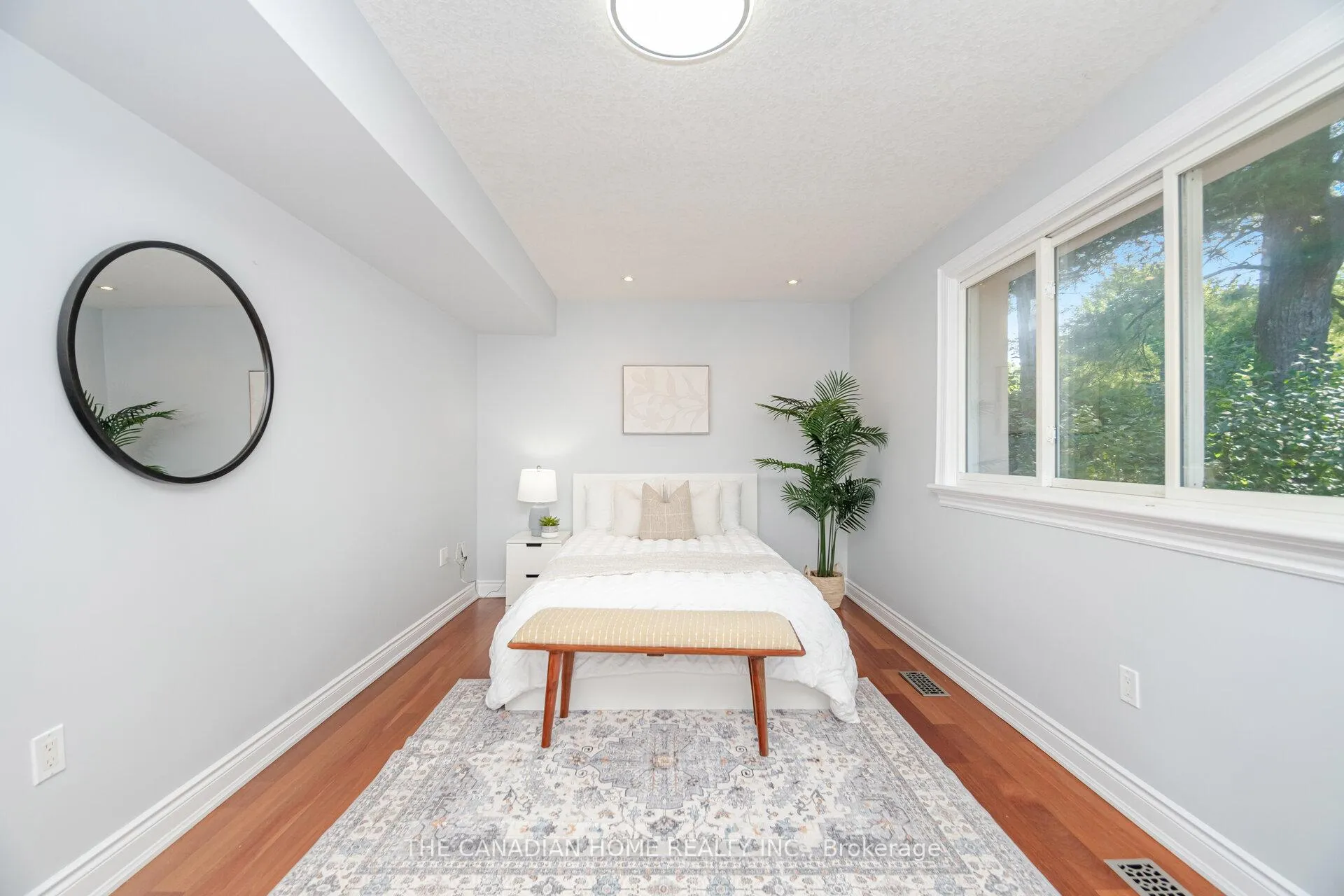 Photo 36 of 207 Penn Drive, Burlington, Roseland — HOMEH