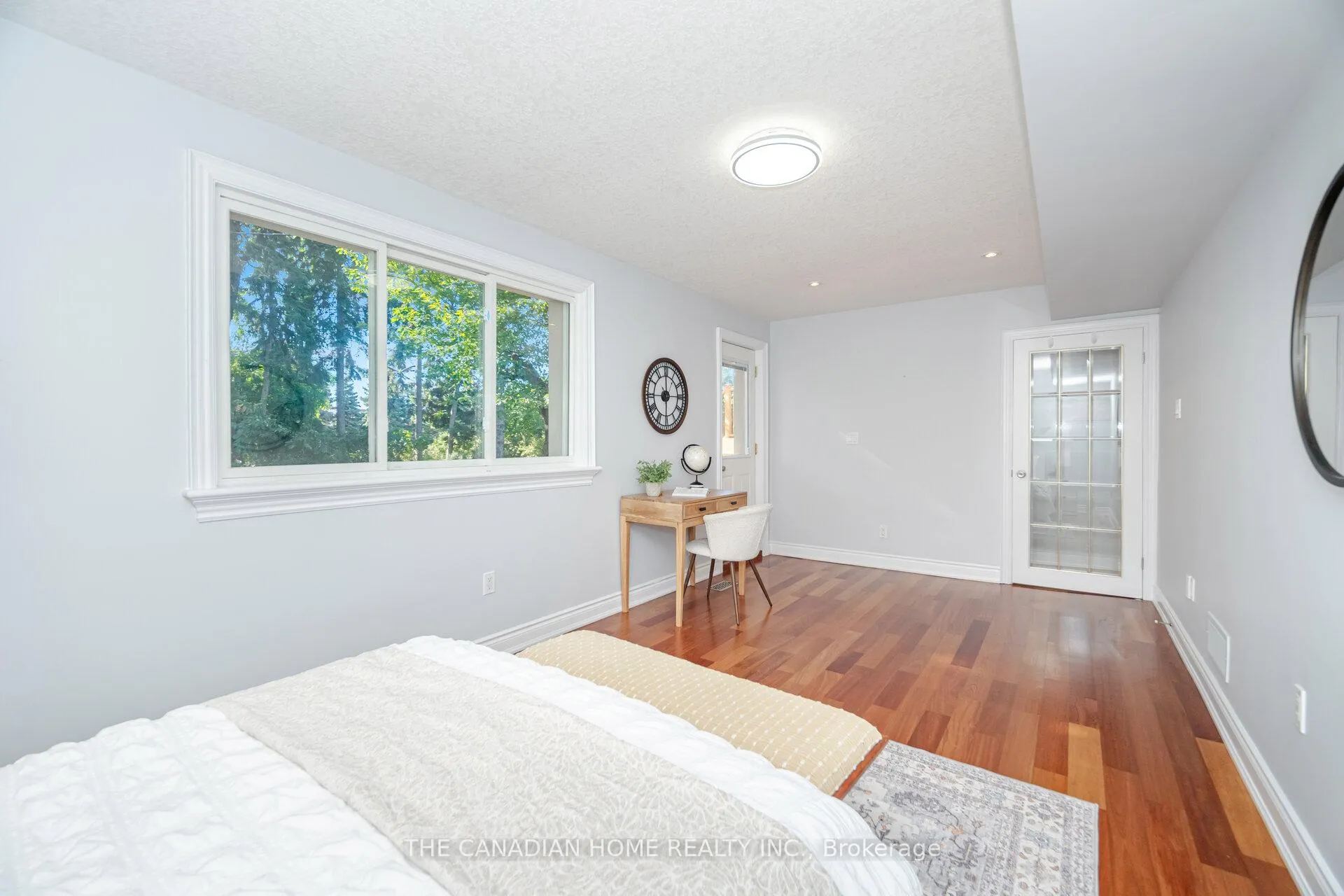 Photo 37 of 207 Penn Drive, Burlington, Roseland — HOMEH